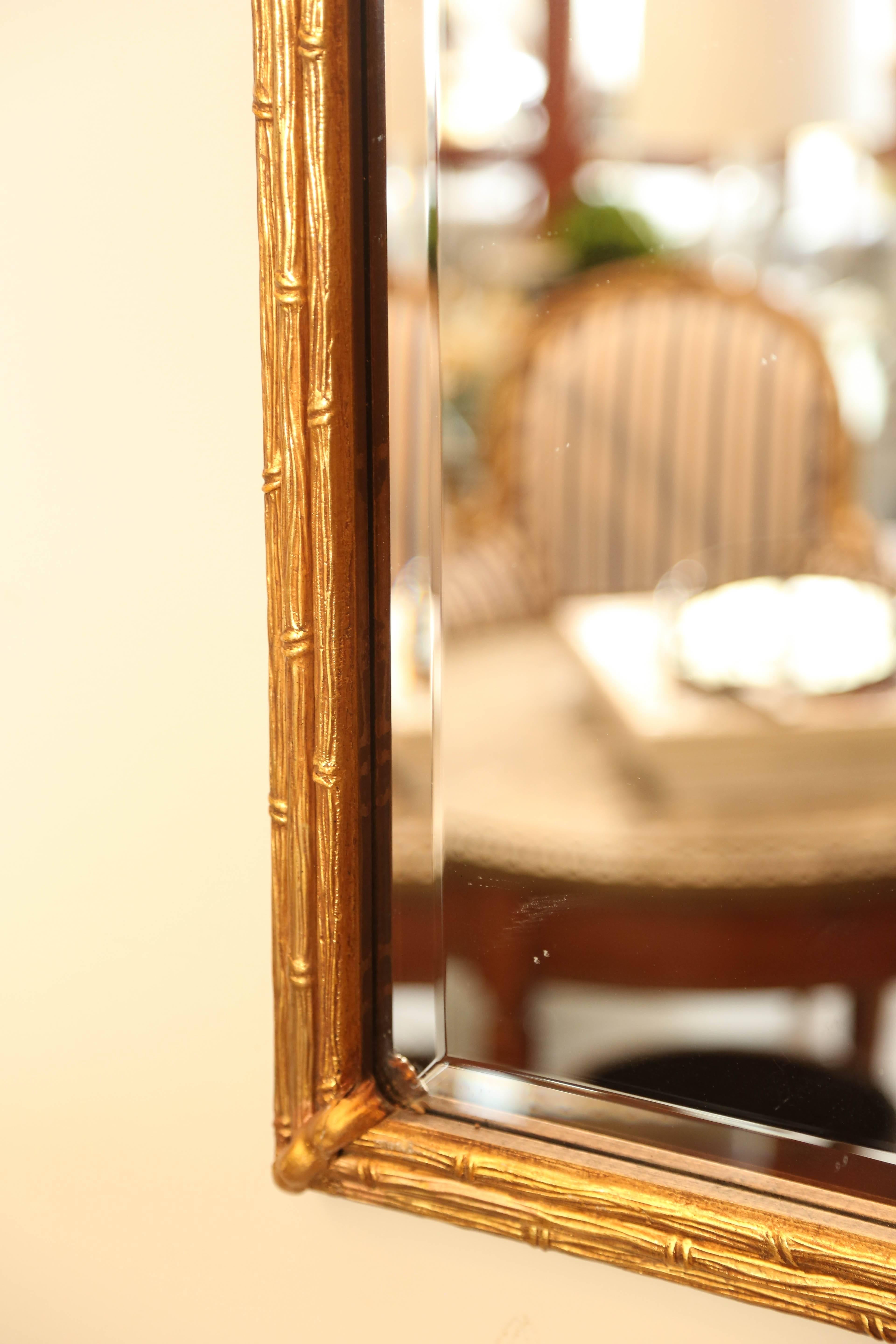 Vergoldeter Chinoiserie-Trumeau-Spiegel aus Kunstbambus von Maison Jansen im Angebot 1