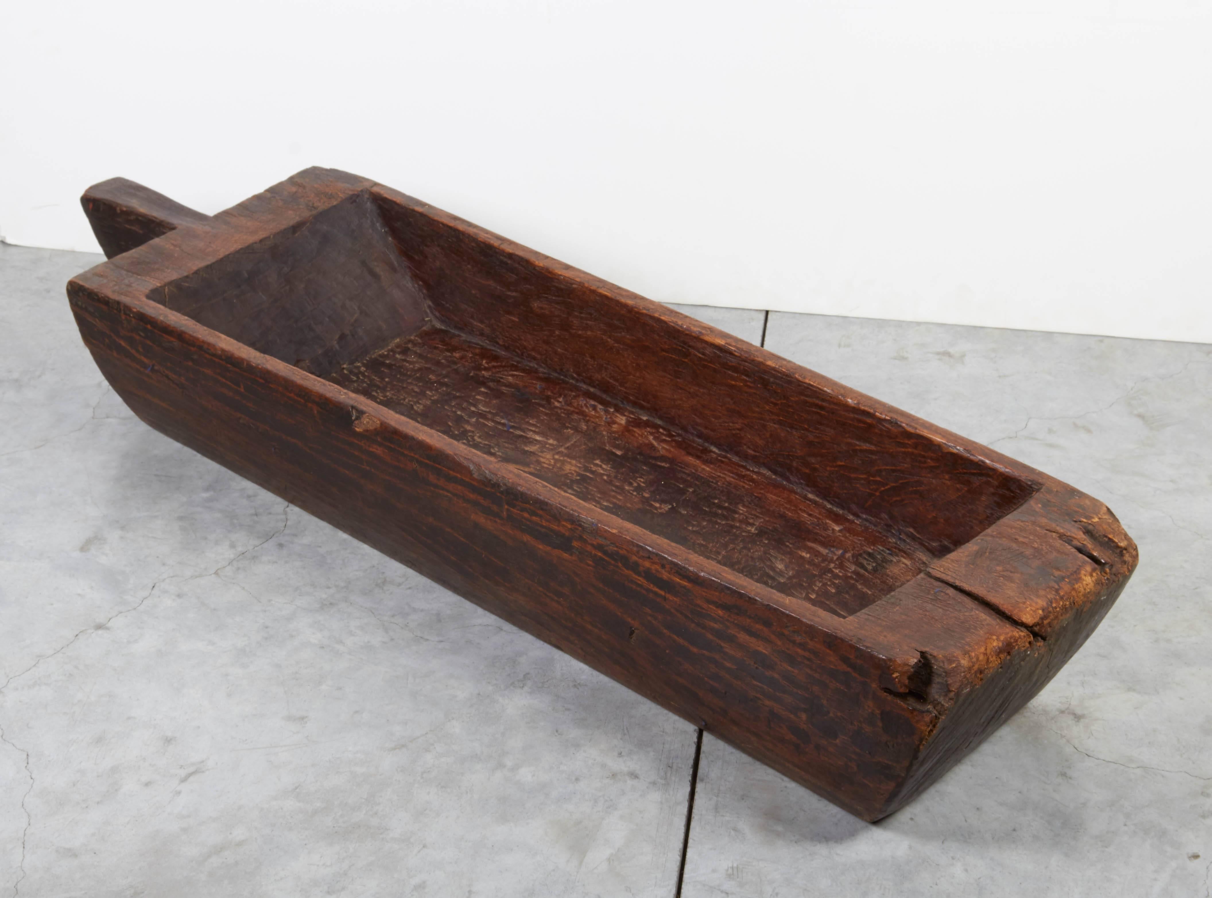 Large, Primitive, Thick Walled Antique Wooden Tray In Good Condition In New York, NY