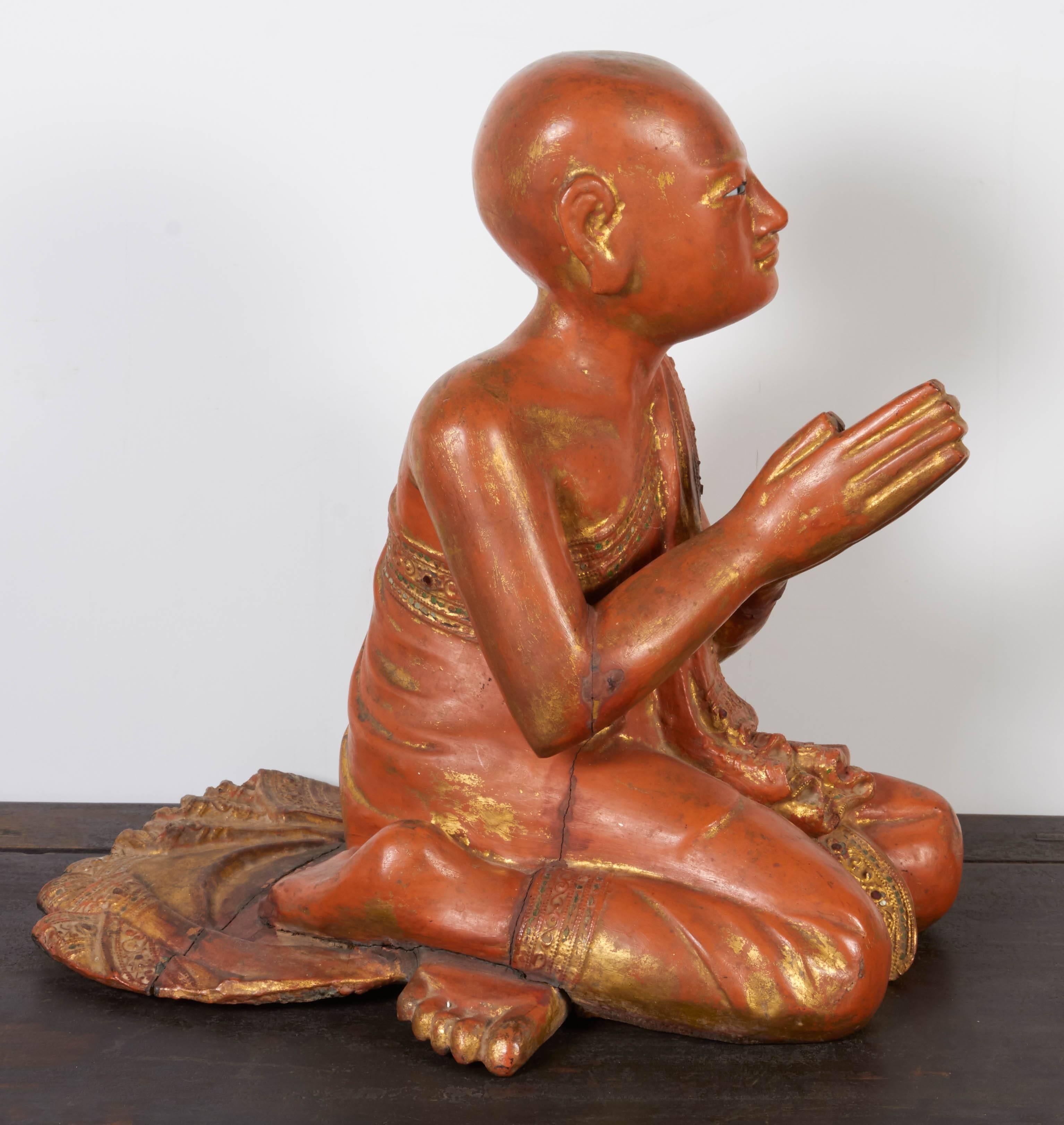 Finely Carved Antique Burmese Praying Monk In Good Condition In New York, NY