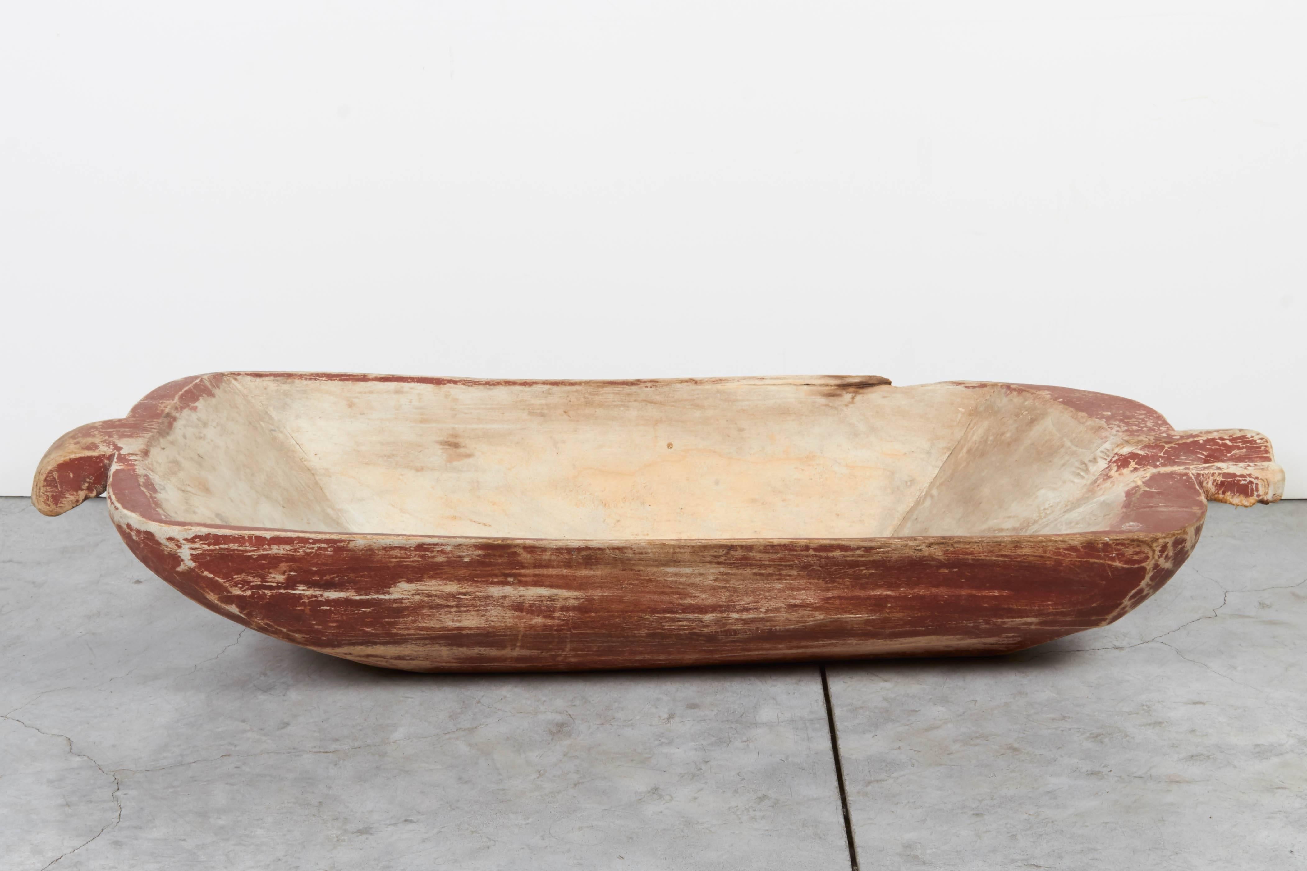 A large, Primitive antique American dough bowl with thick walls and original faded exterior red wash. Adds warmth and color to any space.
TR159.
a b h a y a