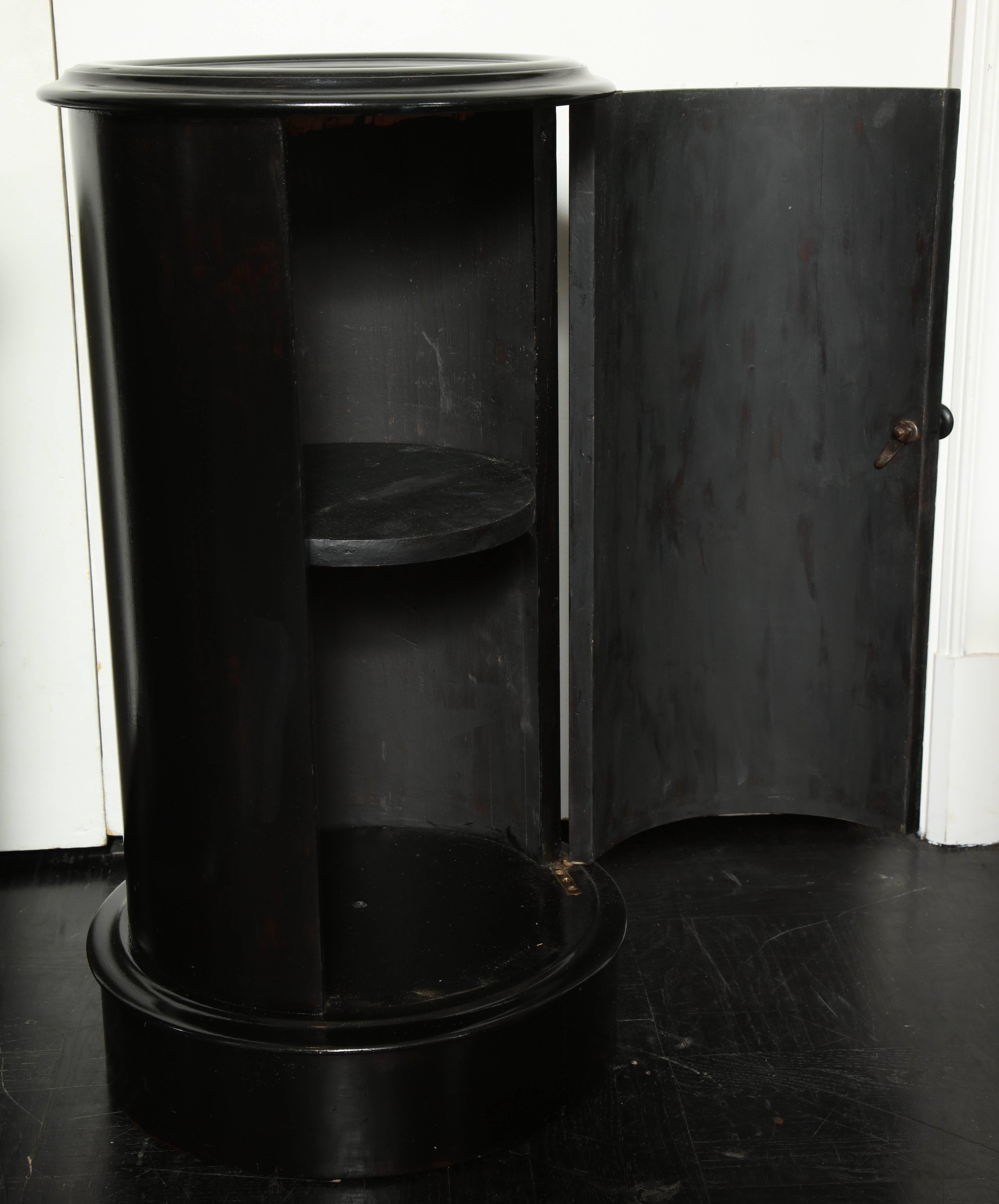 Late 19th Century Pair of Ebonized Mahogany Cylinder Pedestal Cabinets, English, circa 1880 For Sale