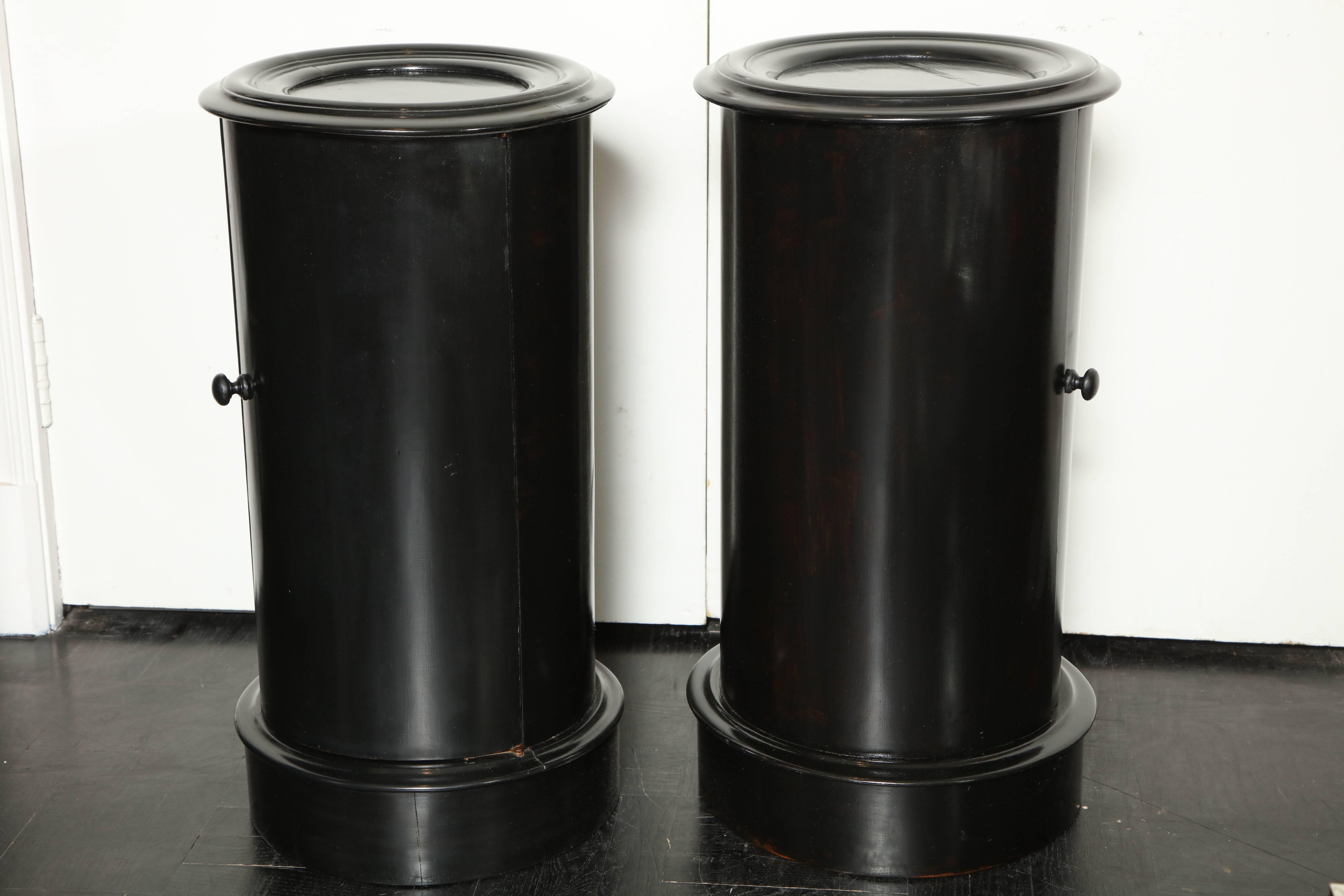 Pair of Ebonized Mahogany Cylinder Pedestal Cabinets, English, circa 1880 For Sale 3
