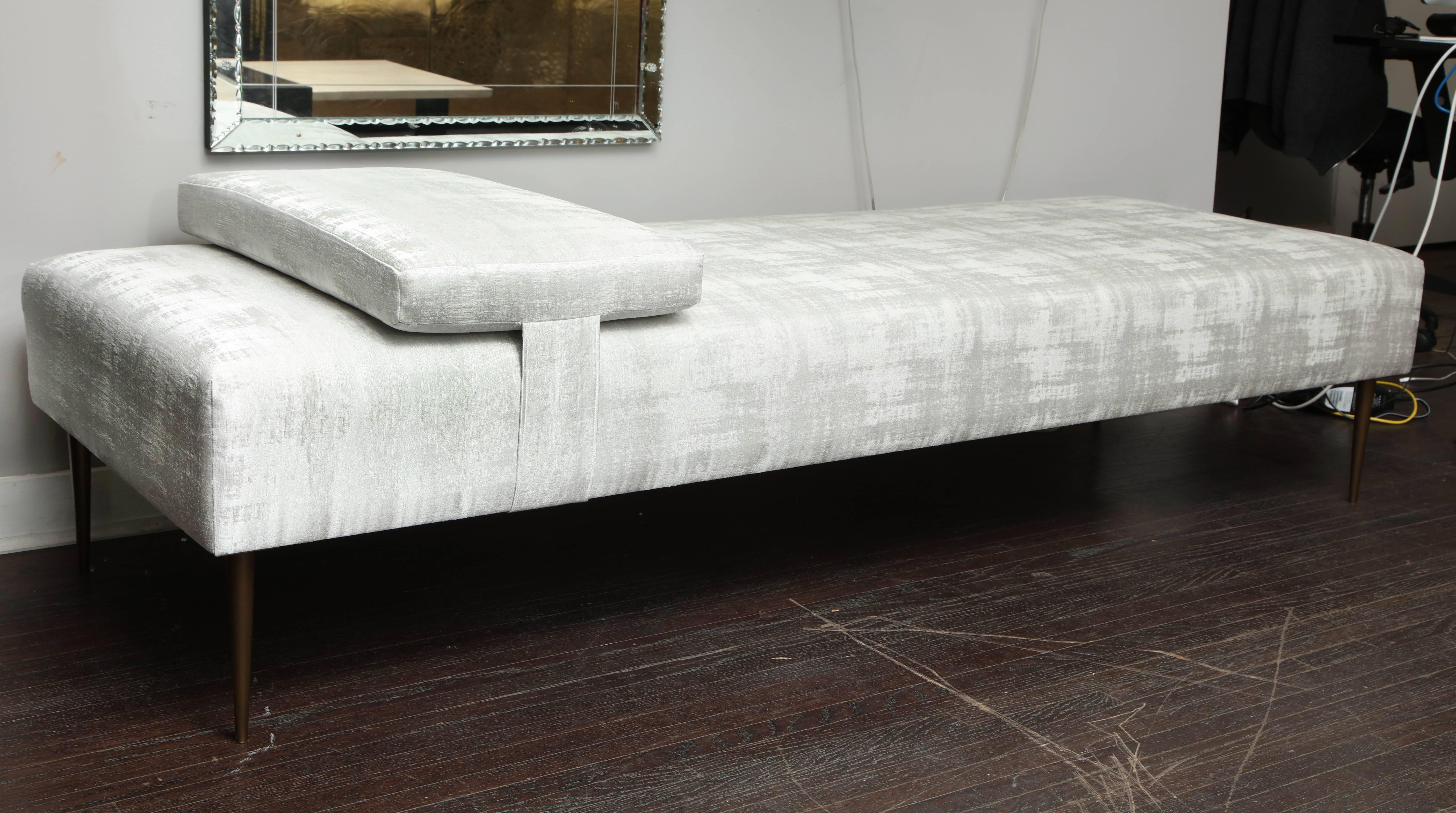 American Custom Sleek Daybed with Removable Pillow and Brass Legs