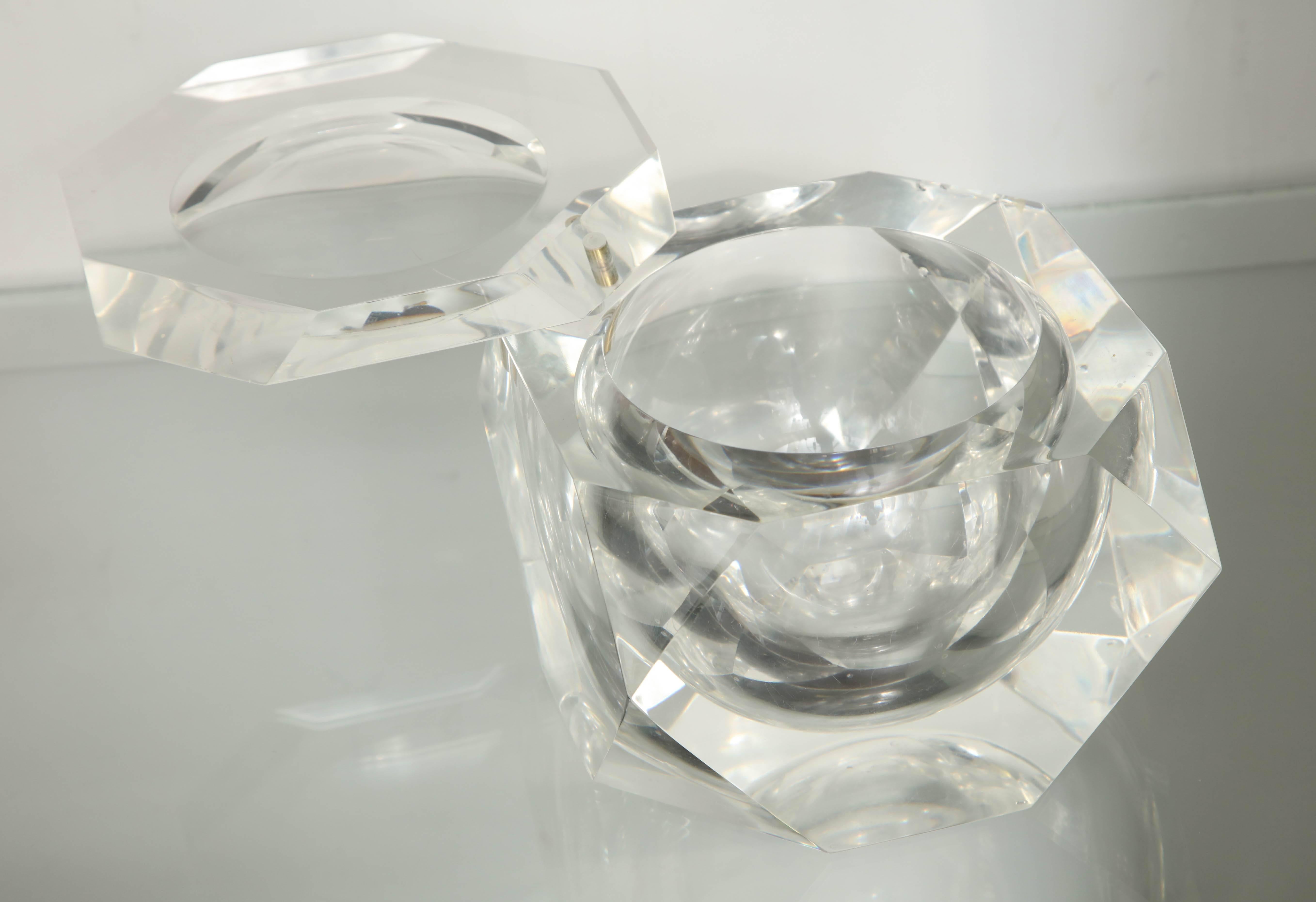 Mid-Century Modern Vintage Faceted Lucite Ice Bucket