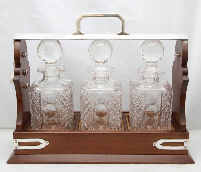Edwardian Silver Plate-Mounted Wood Three-Bottle Tantalus For Sale 5