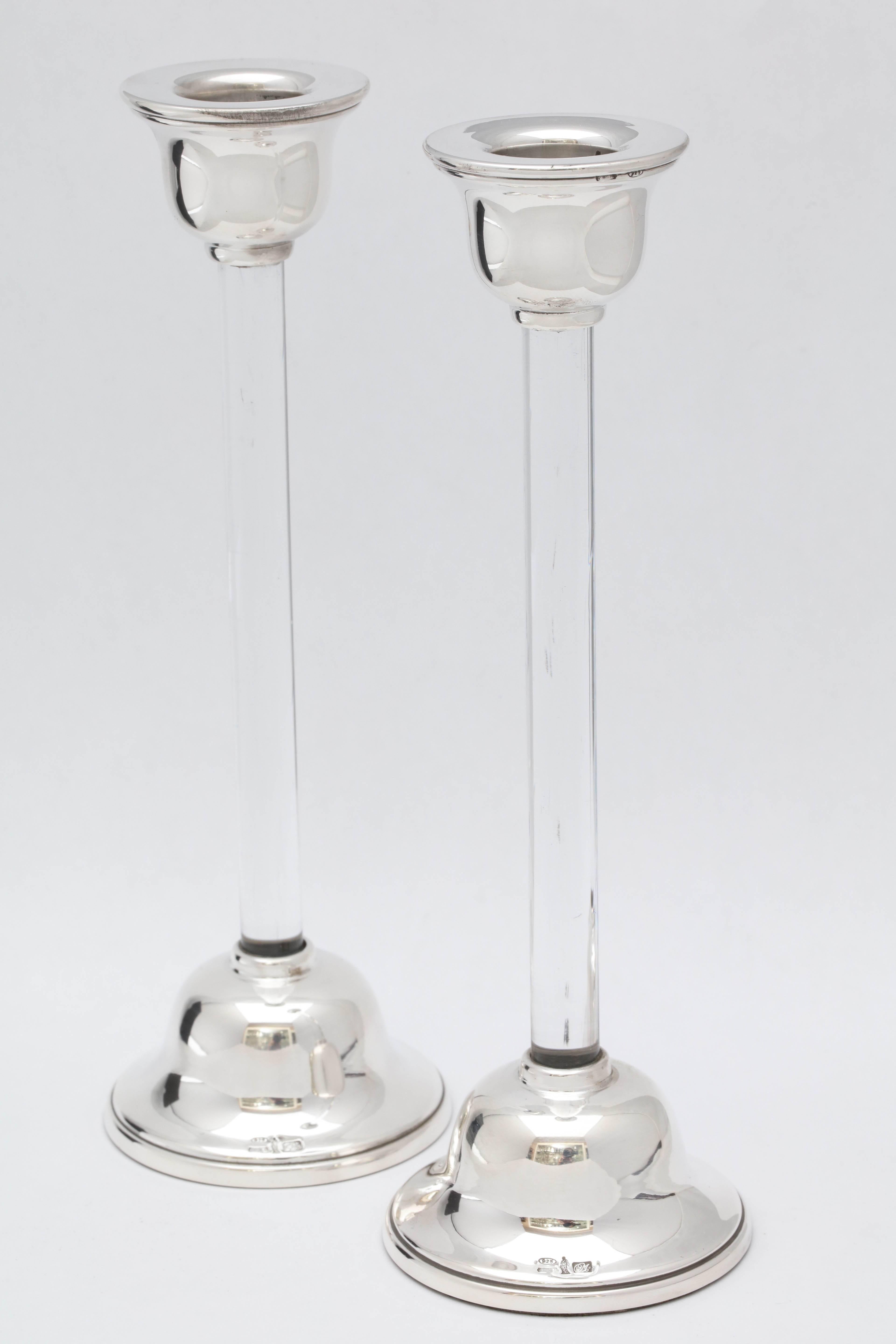 Pair of Mid-Century Modern Sterling Silver-Mounted Crystal Candlesticks In Excellent Condition In New York, NY