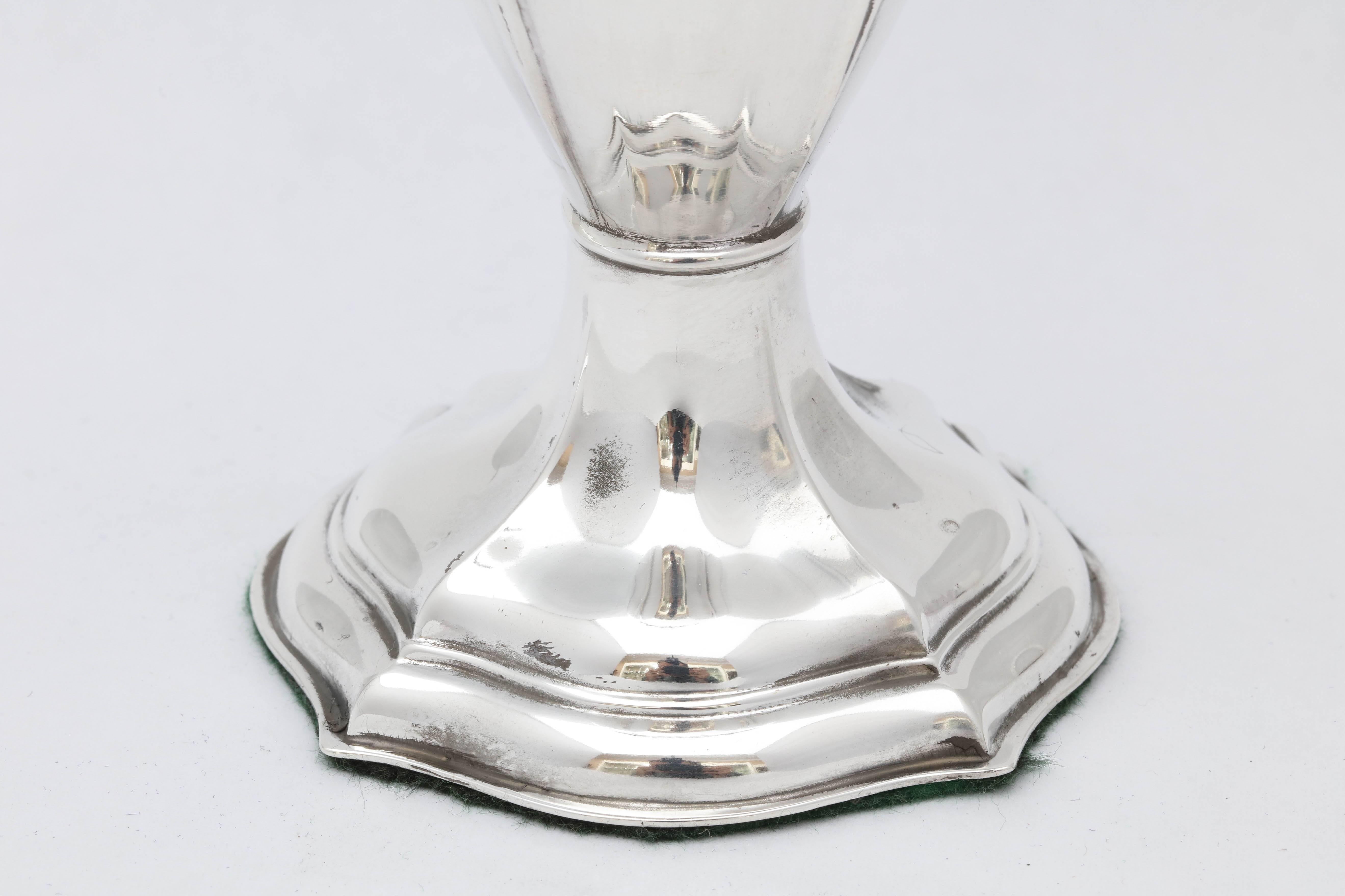 Sterling Silver Art Deco Period Vase In Good Condition In New York, NY