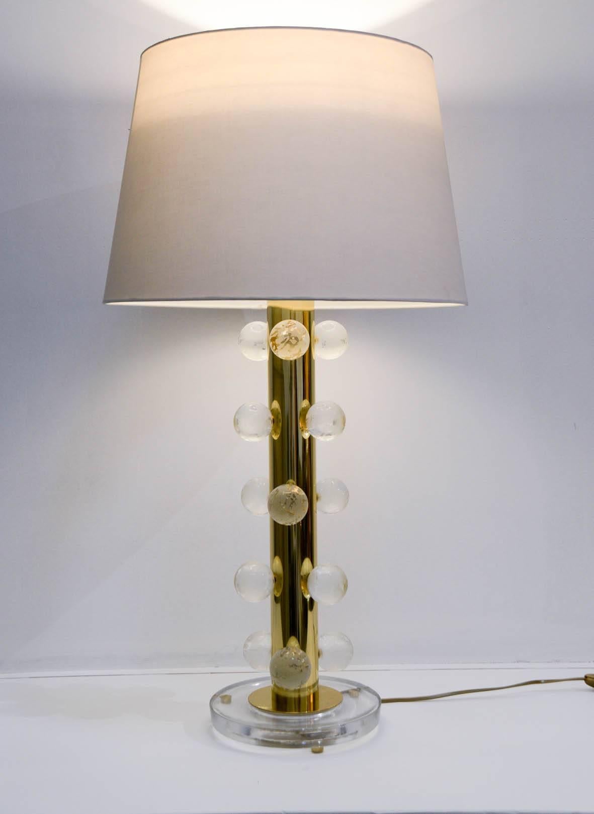 Pair of Murano glass lamps
Can be realized in all colors
Dimensions given without shade
No shade provided.