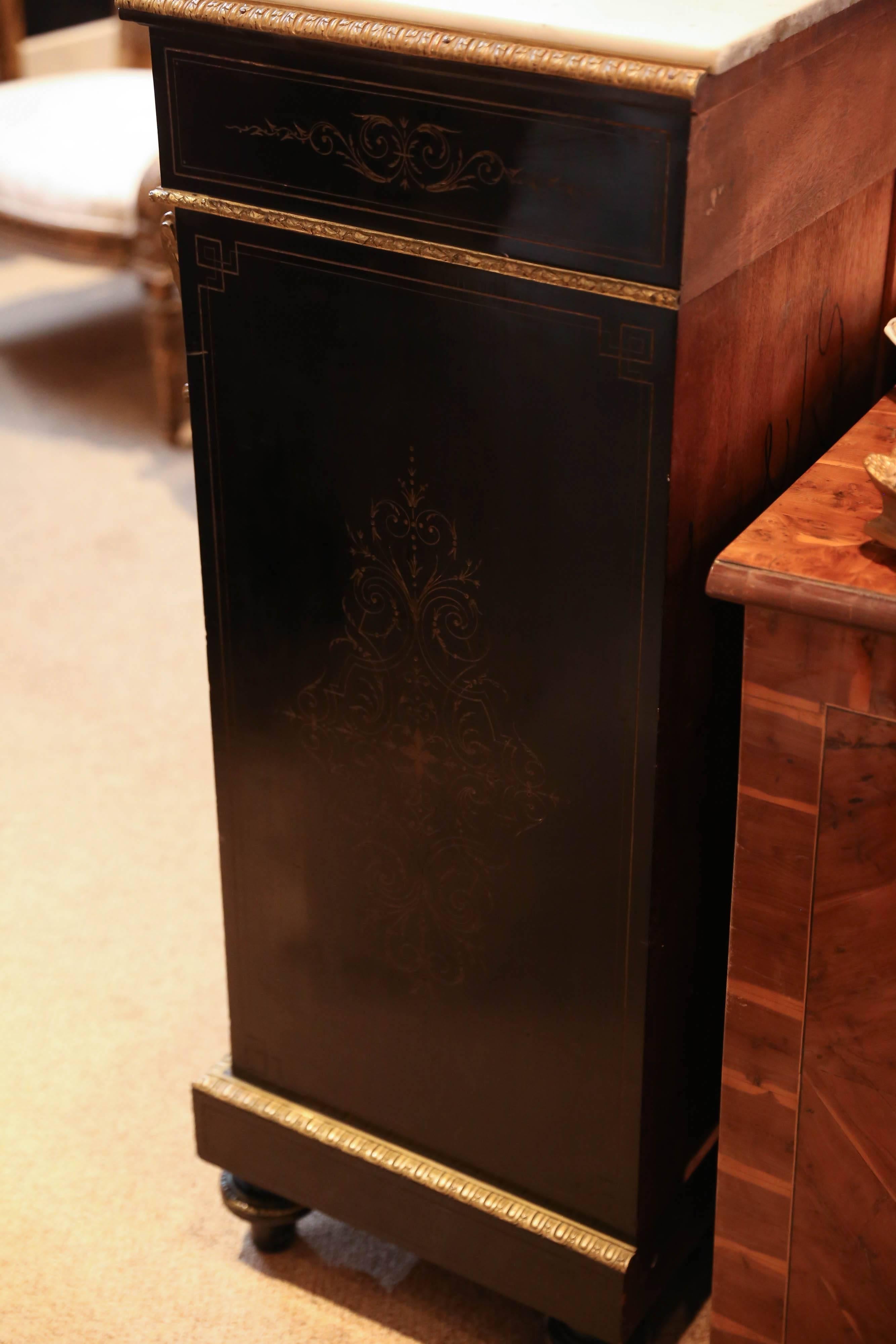 19th Century, French Ebonized Cabinet with Sèvres style Porcelain Painting  6