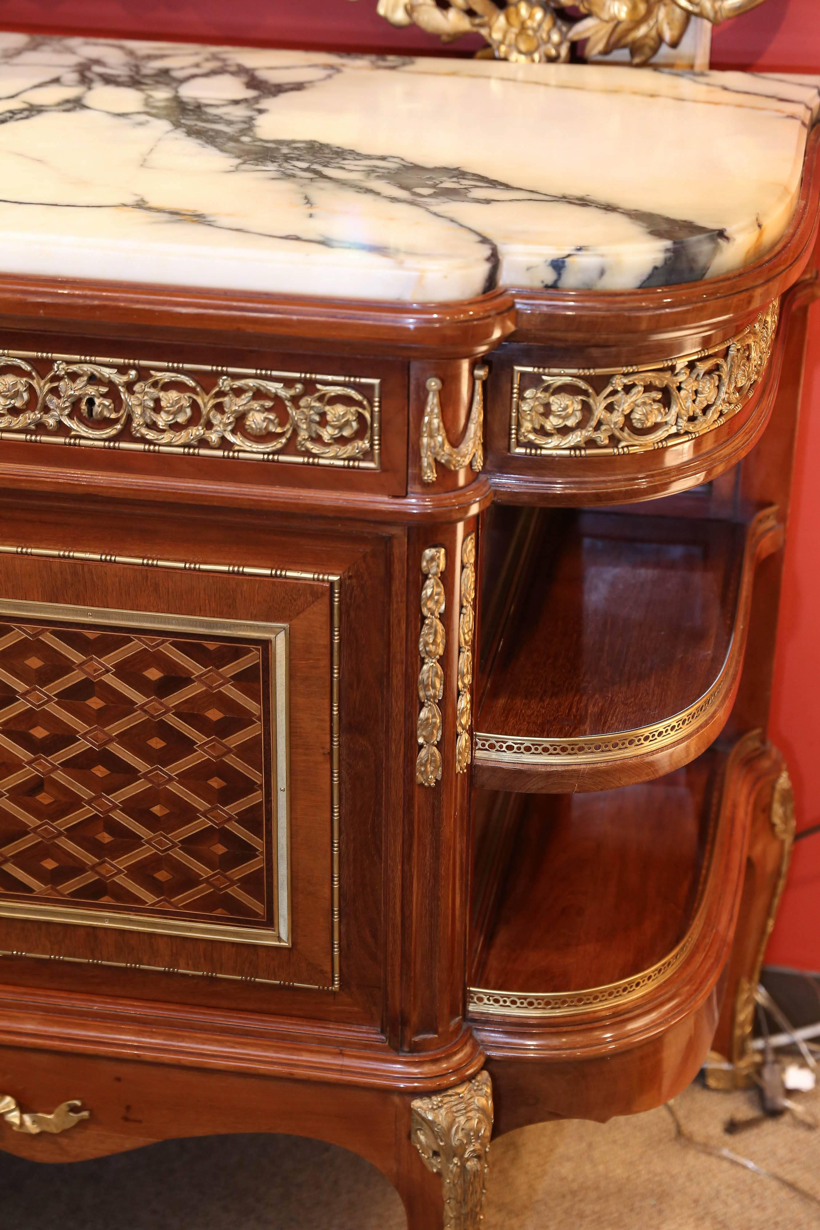 Louis XV/Louis XVI Style Gilt Bronze-Mounted Mahogany Parquetry Commode For Sale 4