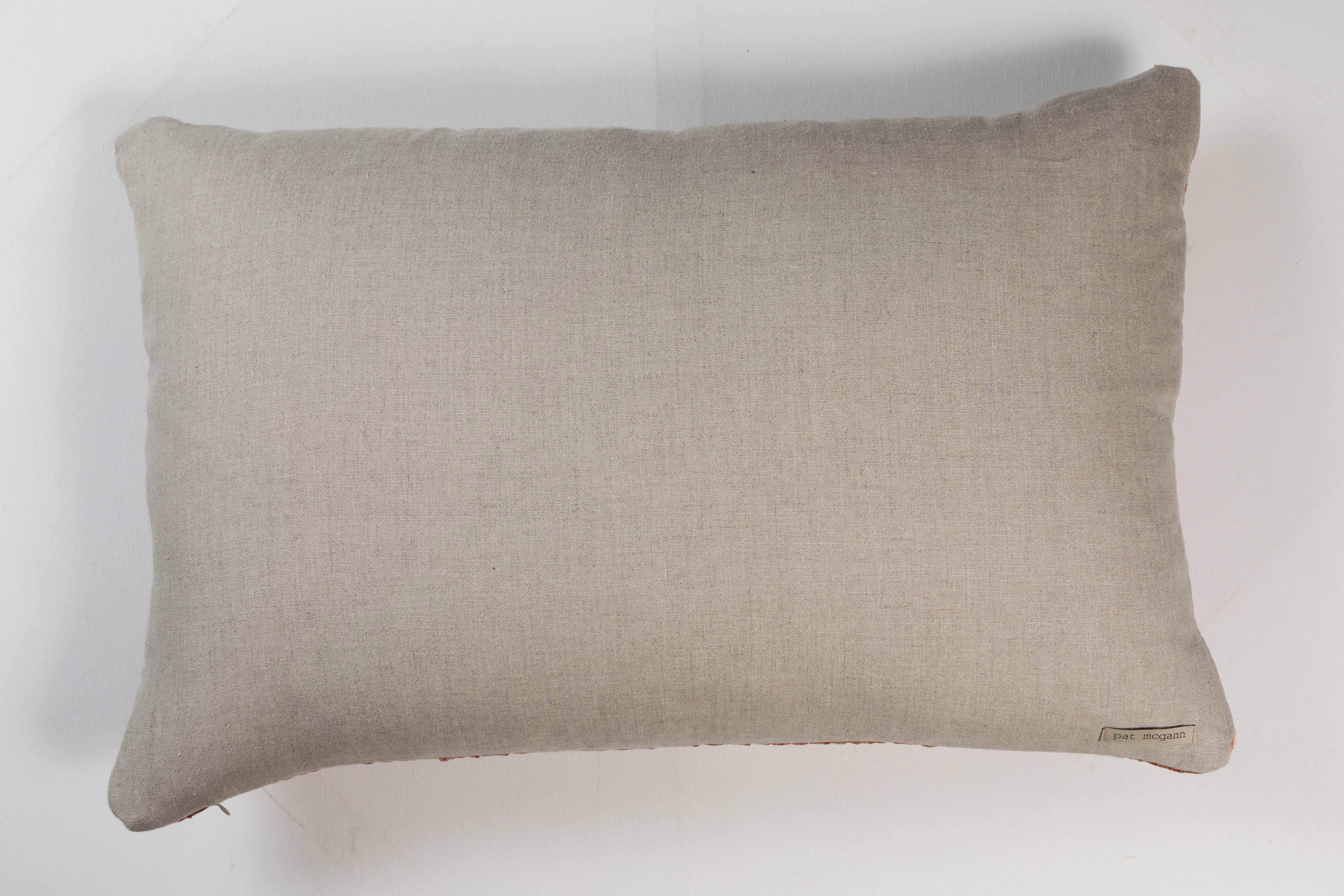 Antique French Linen Quilt Pillow In Good Condition For Sale In Los Angeles, CA