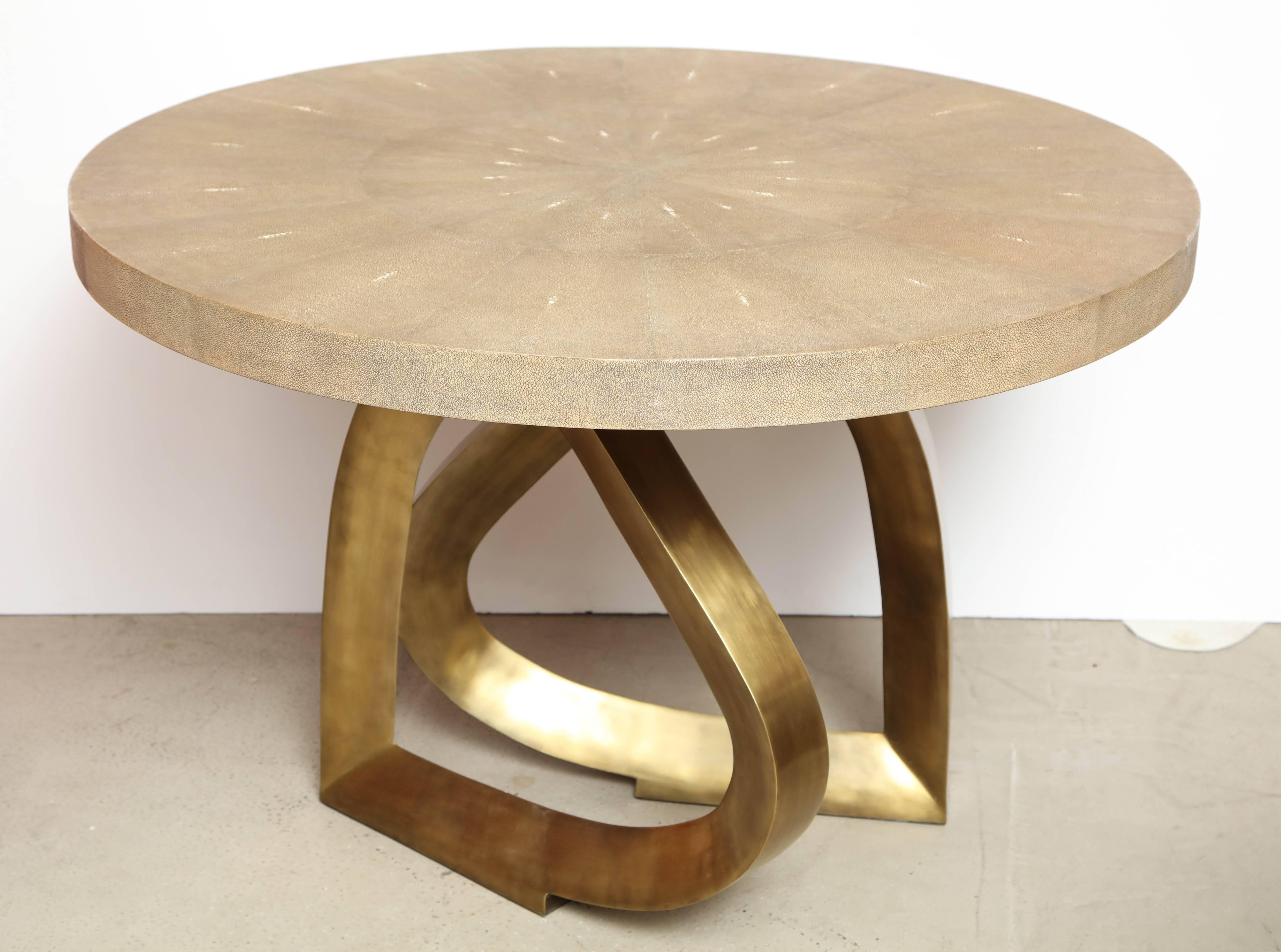 Shagreen Dining Room Table with Brass Base, Contemporary, Khaki Color Shagreen In New Condition In New York, NY
