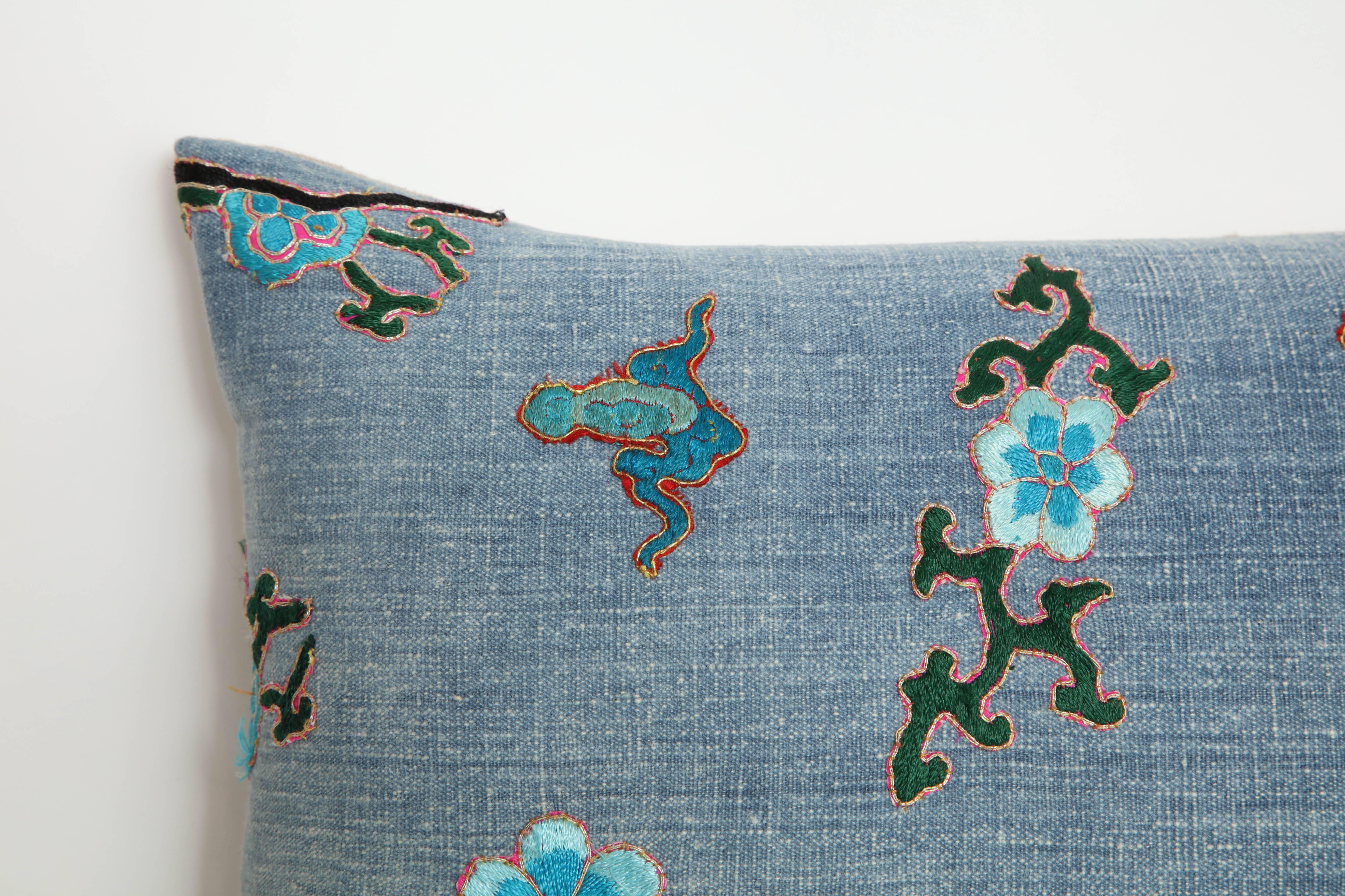 Vintage Blue Japanese Theatre Kimono Pillow In Good Condition In West Hollywood, CA