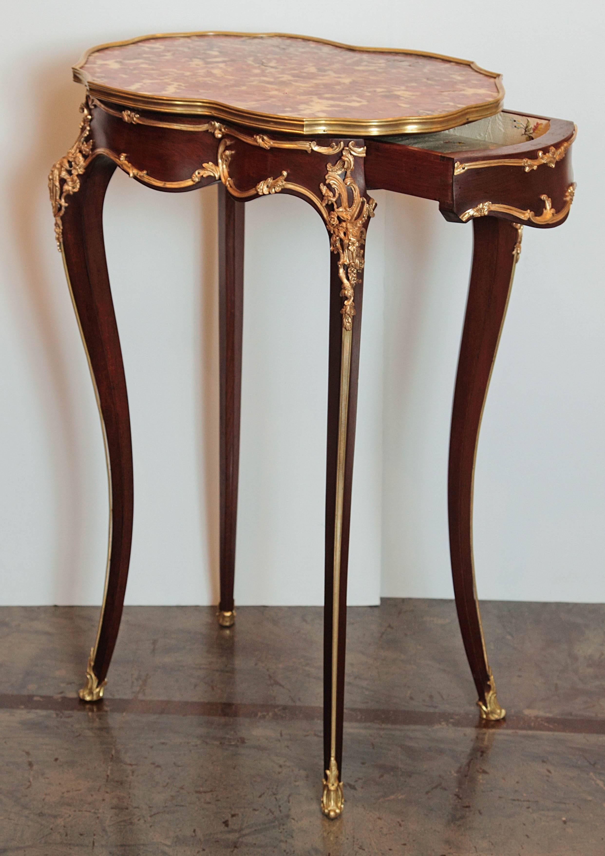19th Century, French, Louis XV Mahogany and Gilt Bronze Side Table For Sale 5