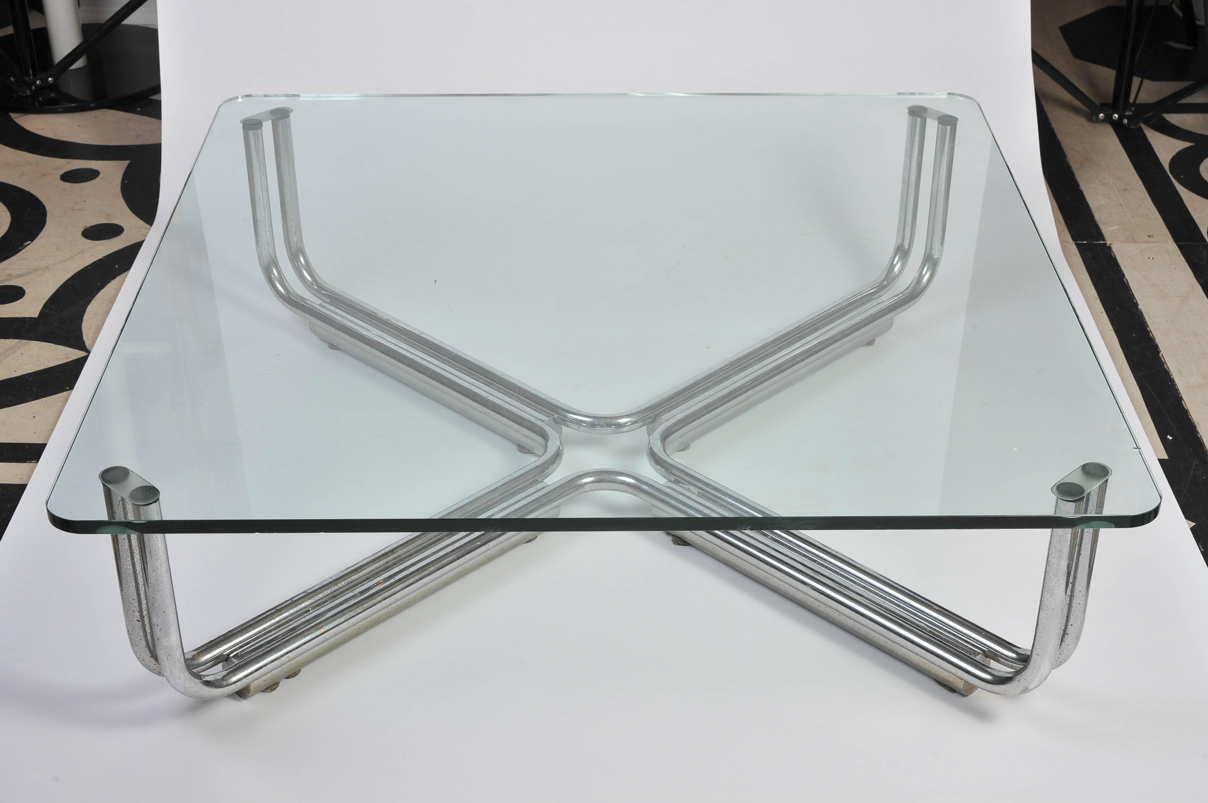 1960s crystal top coffee table by Gianfranco Frattini.