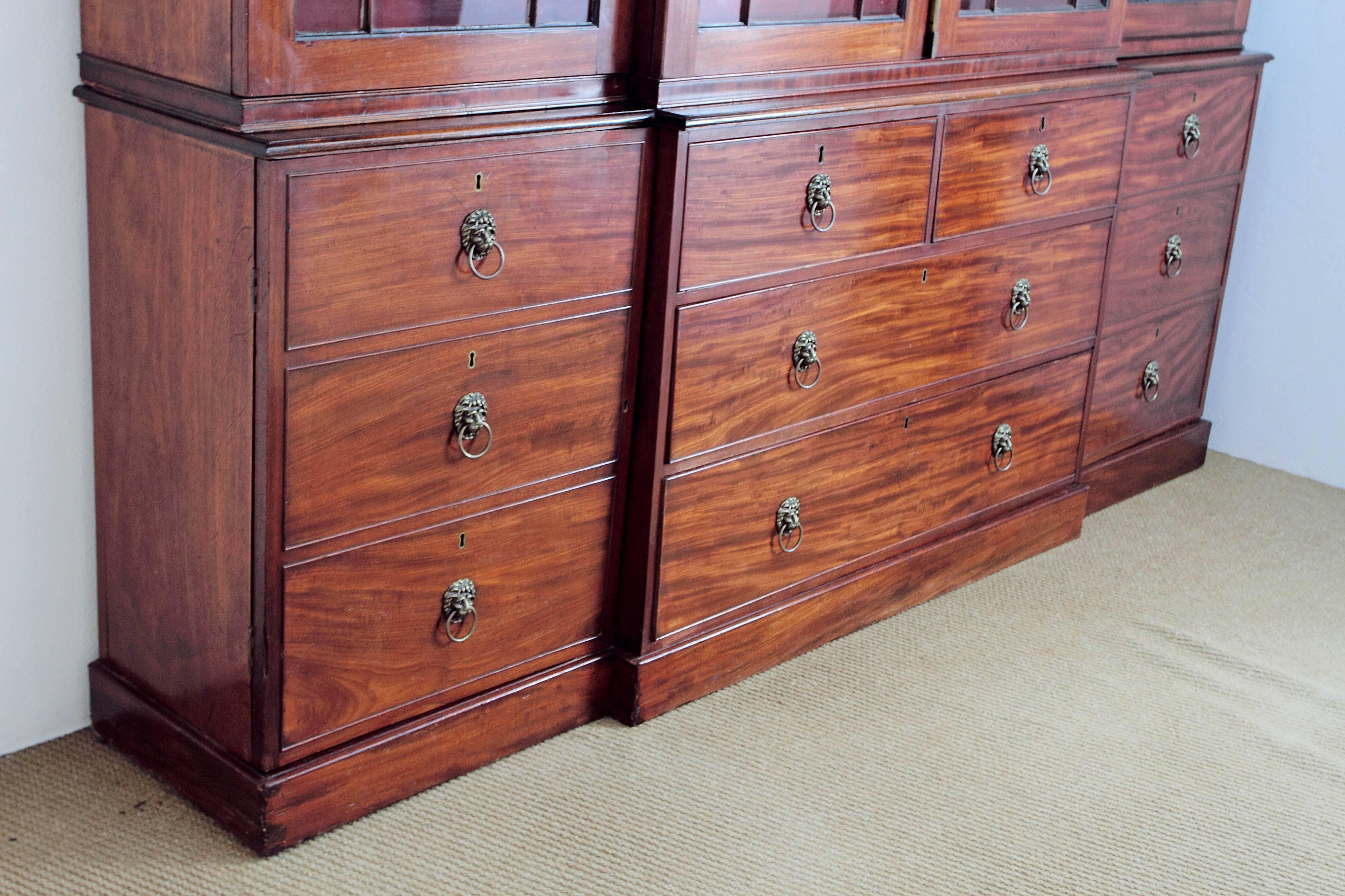 Cast Elegant Period George III Mahogany Breakfront Bookcase / China Cabinet