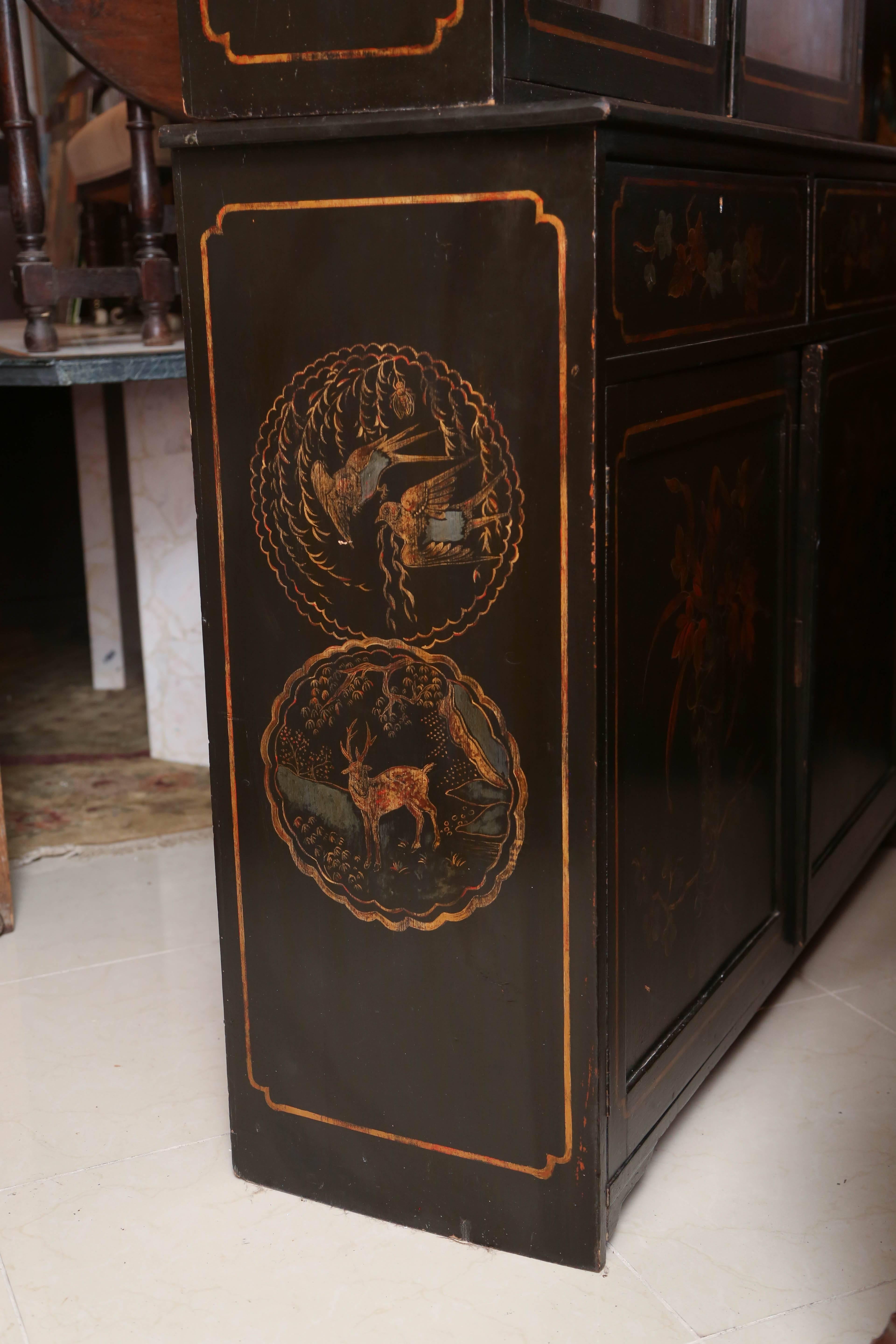 Early 20th Century 1900s English Hand-painted Bookcase