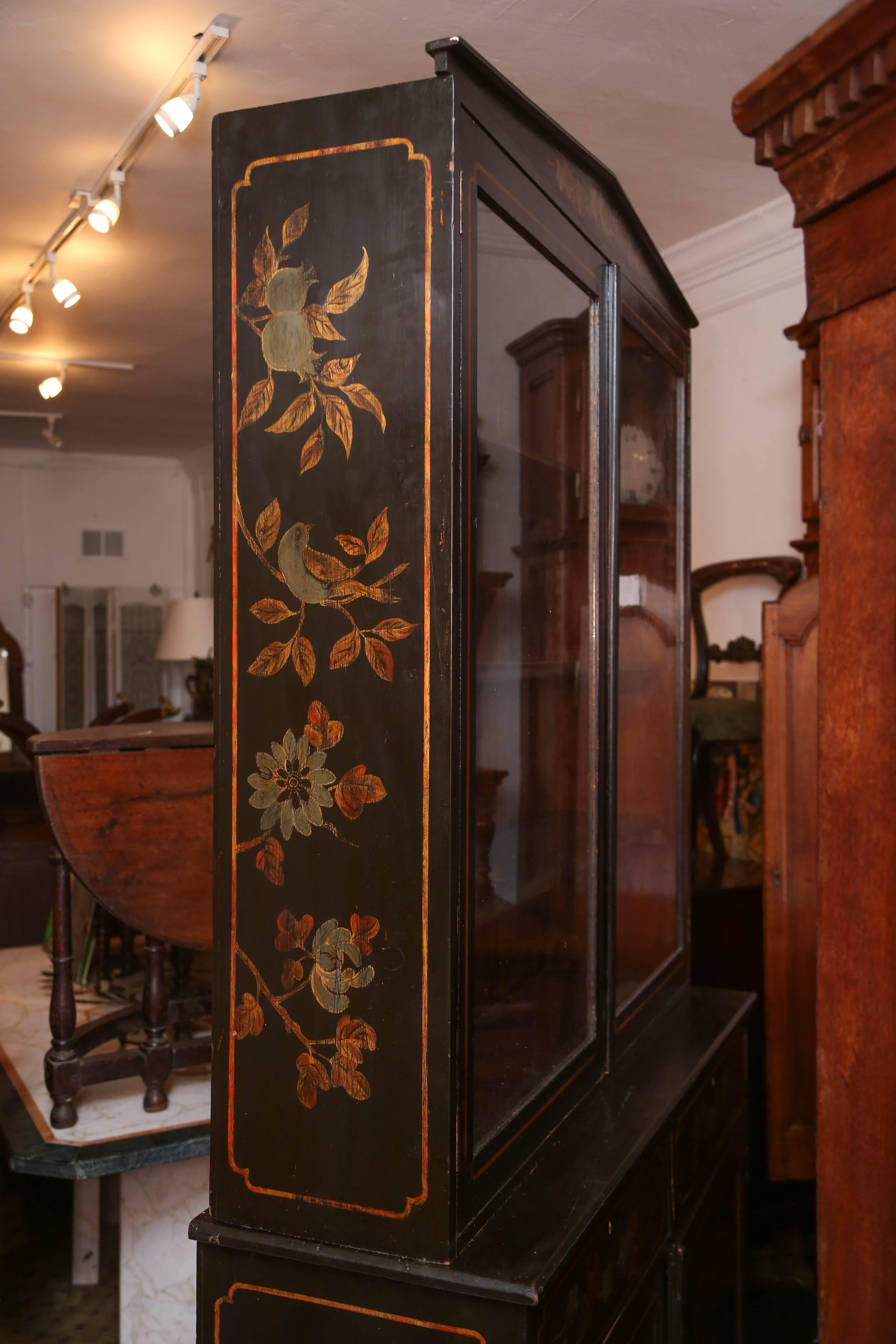 1900s English Hand-painted Bookcase 1