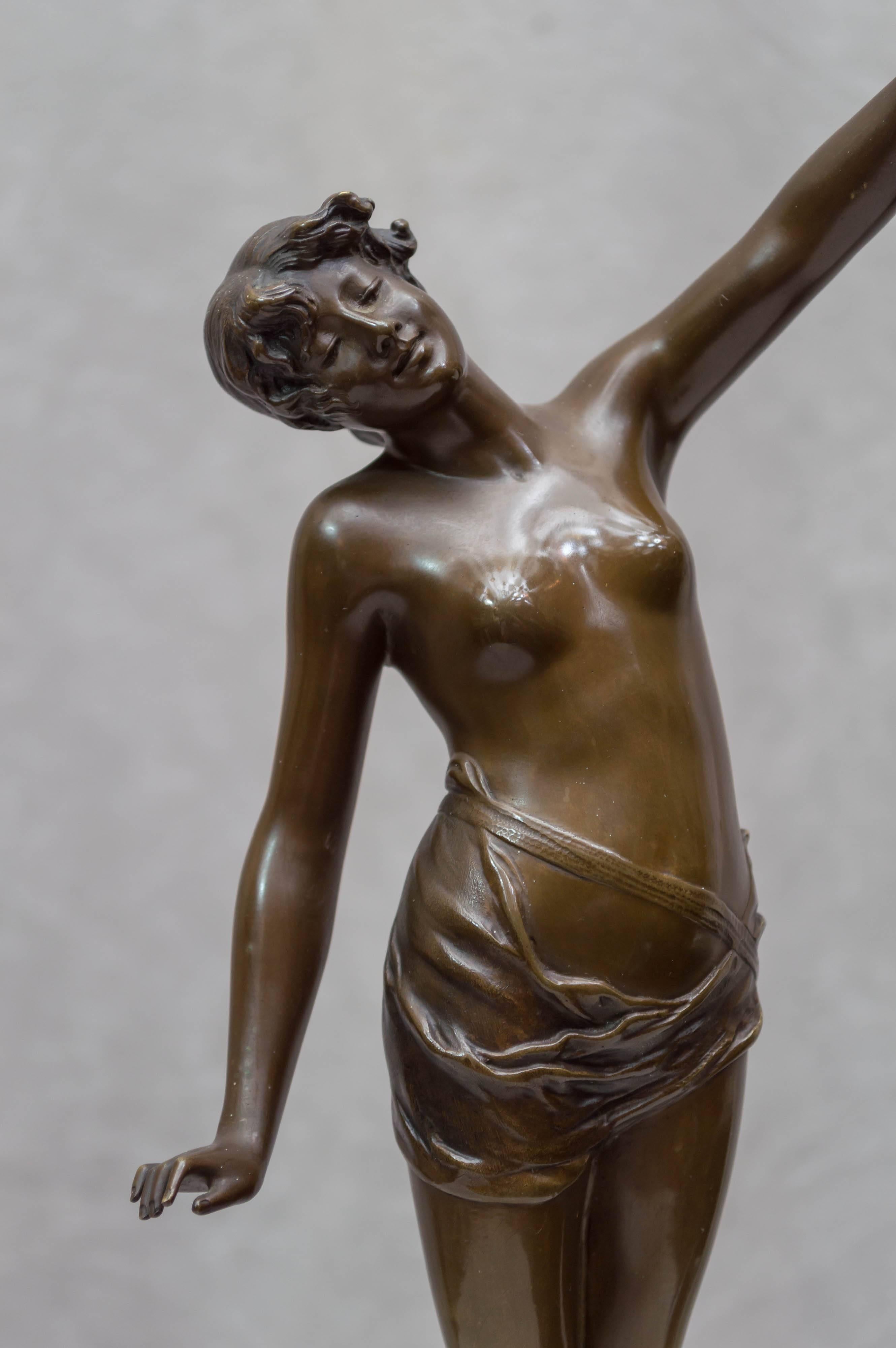 Art Nouveau Bronze Figure of a Beautiful Nude Woman