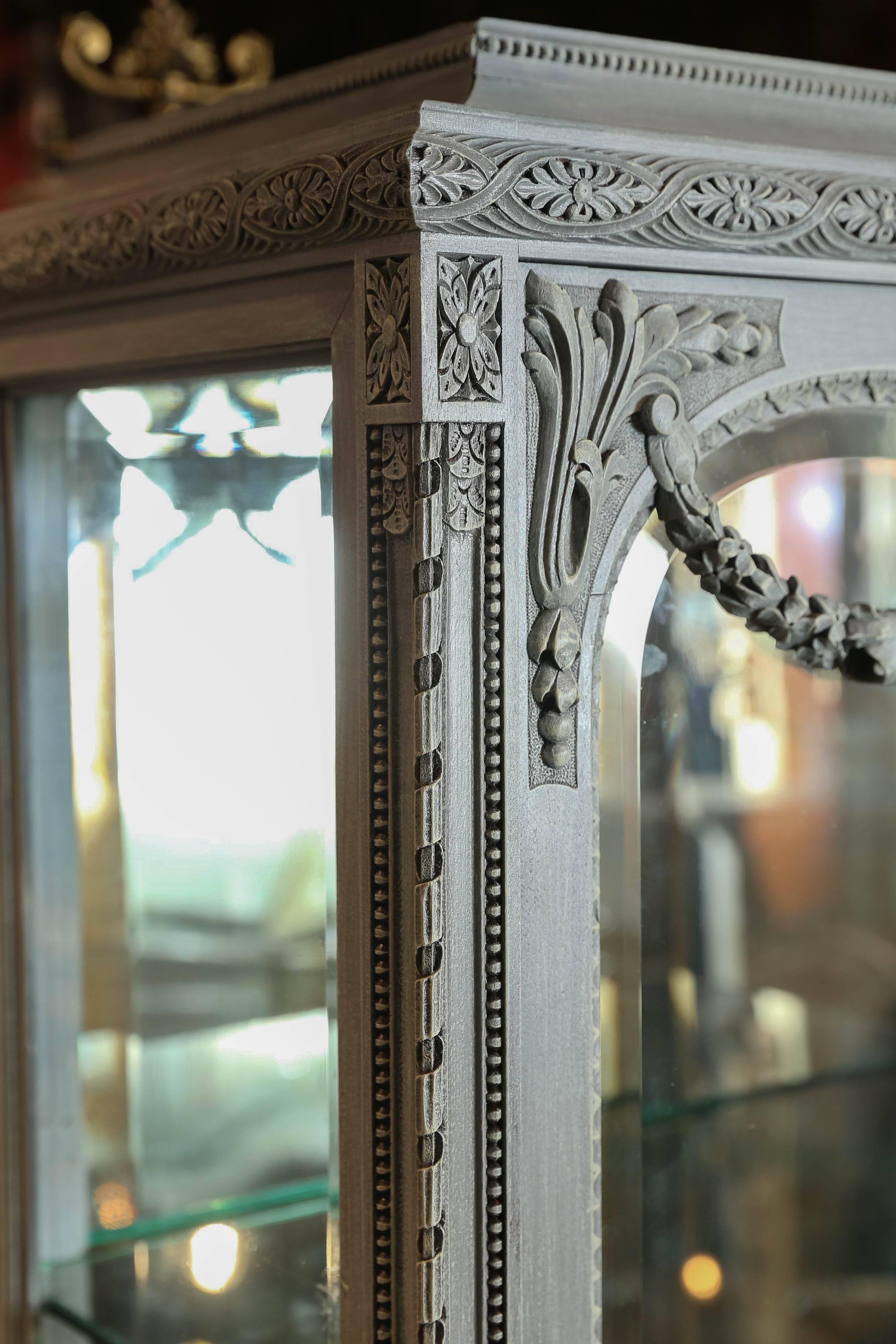 French Provincial French Louis XVI Vitrine, Painted in Pale Gray Hue, Mirrored Back