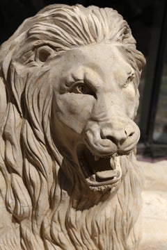 Sculpture de lion sculptée en marbre crème