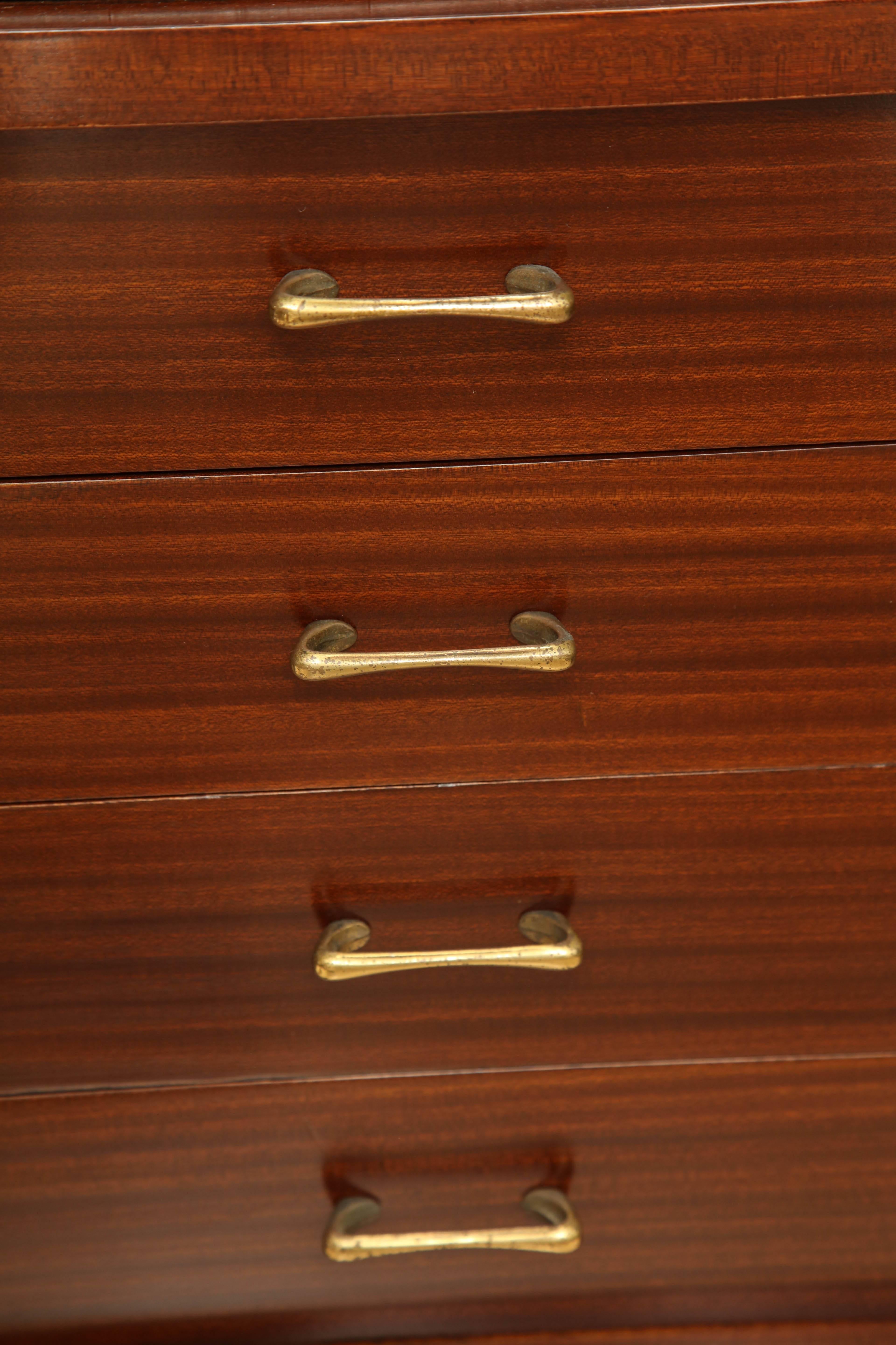 Italian Sapele Wood Cabinet with Drop Down Bar and Interior Drawers, circa 1970 In Excellent Condition For Sale In New York, NY