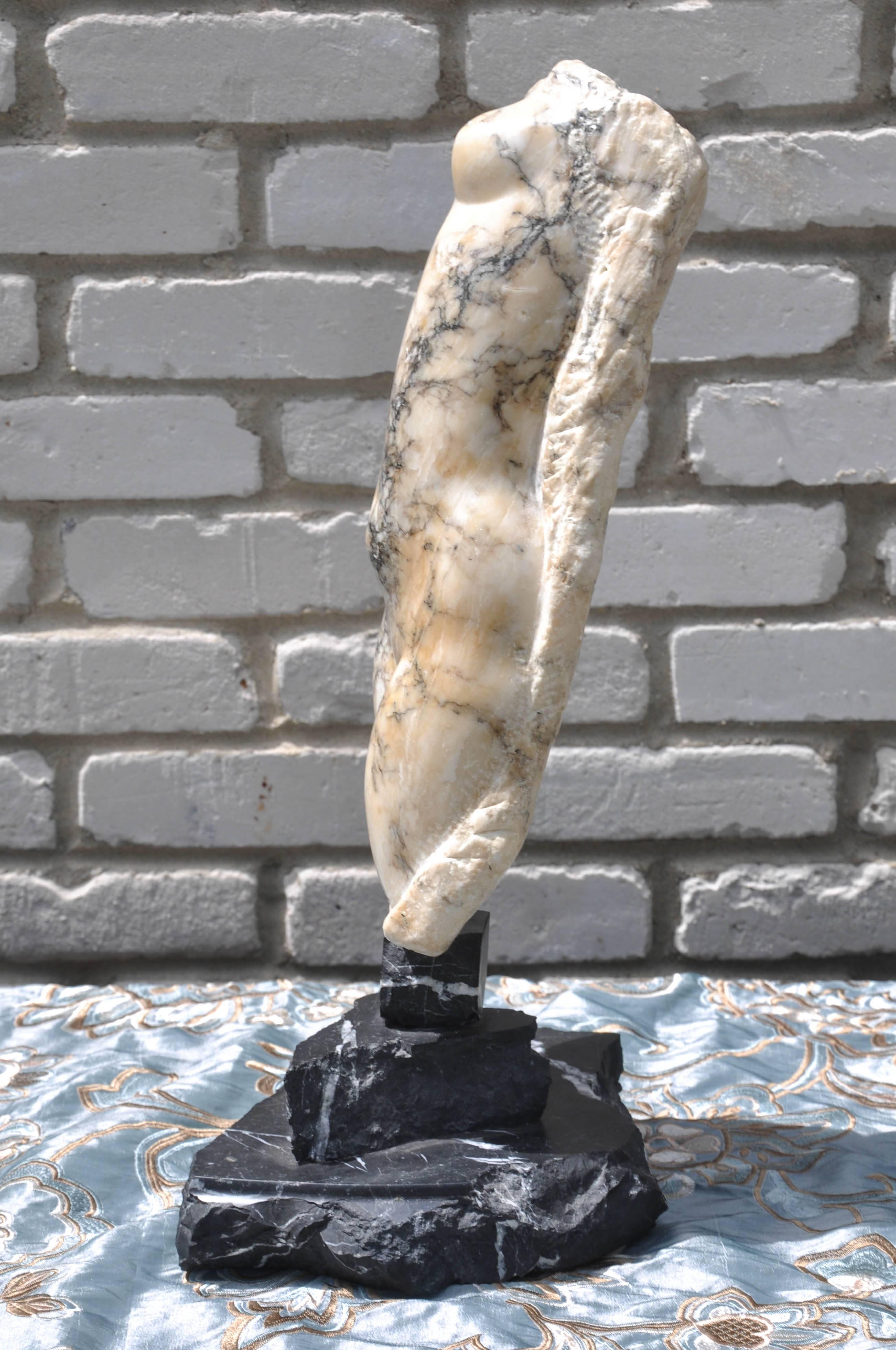 Classical Roman Abstract Marble Female Torso Sculpture, Italy, 1900 For Sale