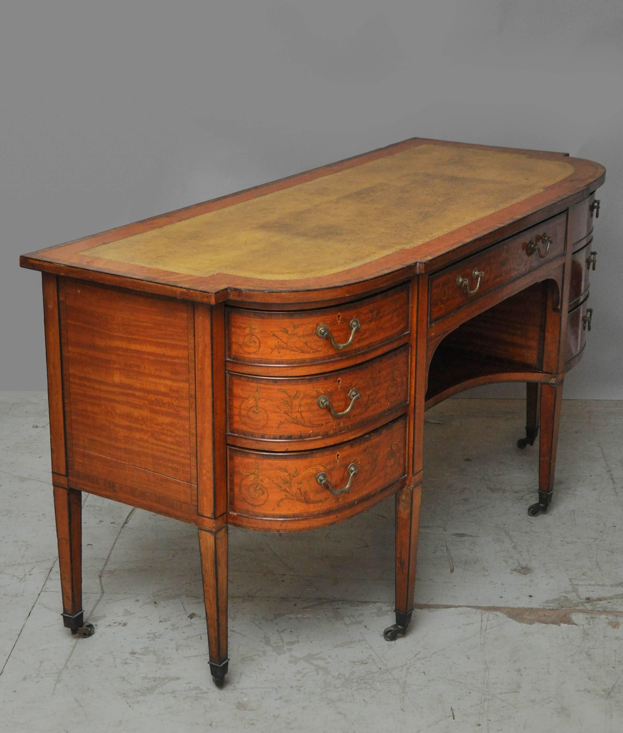 Edwardian Period Sheraton Revival Writing Table by Maple & Co. of London, 1905 For Sale 1