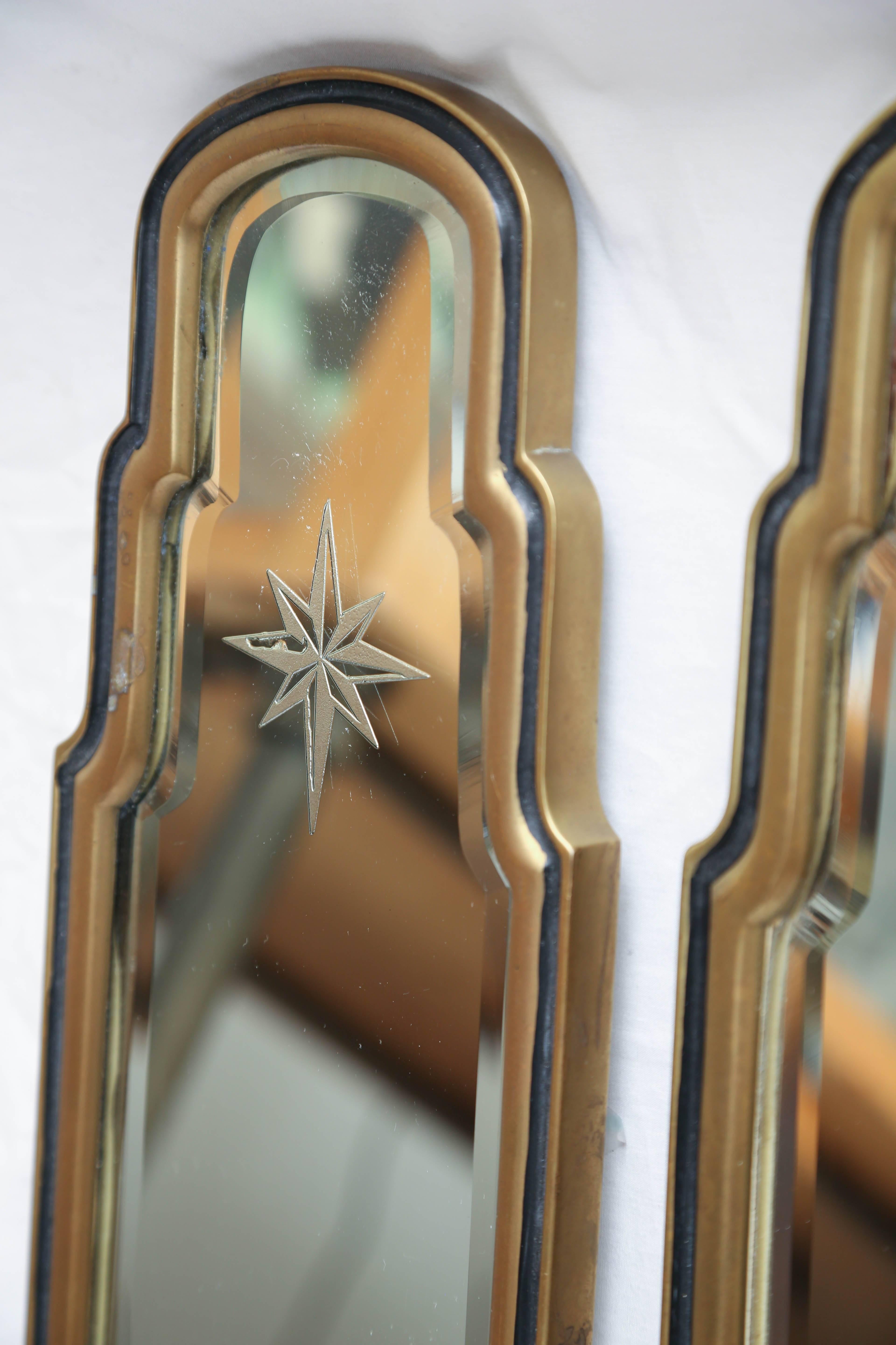 Pair of Etched Starburst Mirrored Sconces by Chapman In Good Condition In West Palm Beach, FL