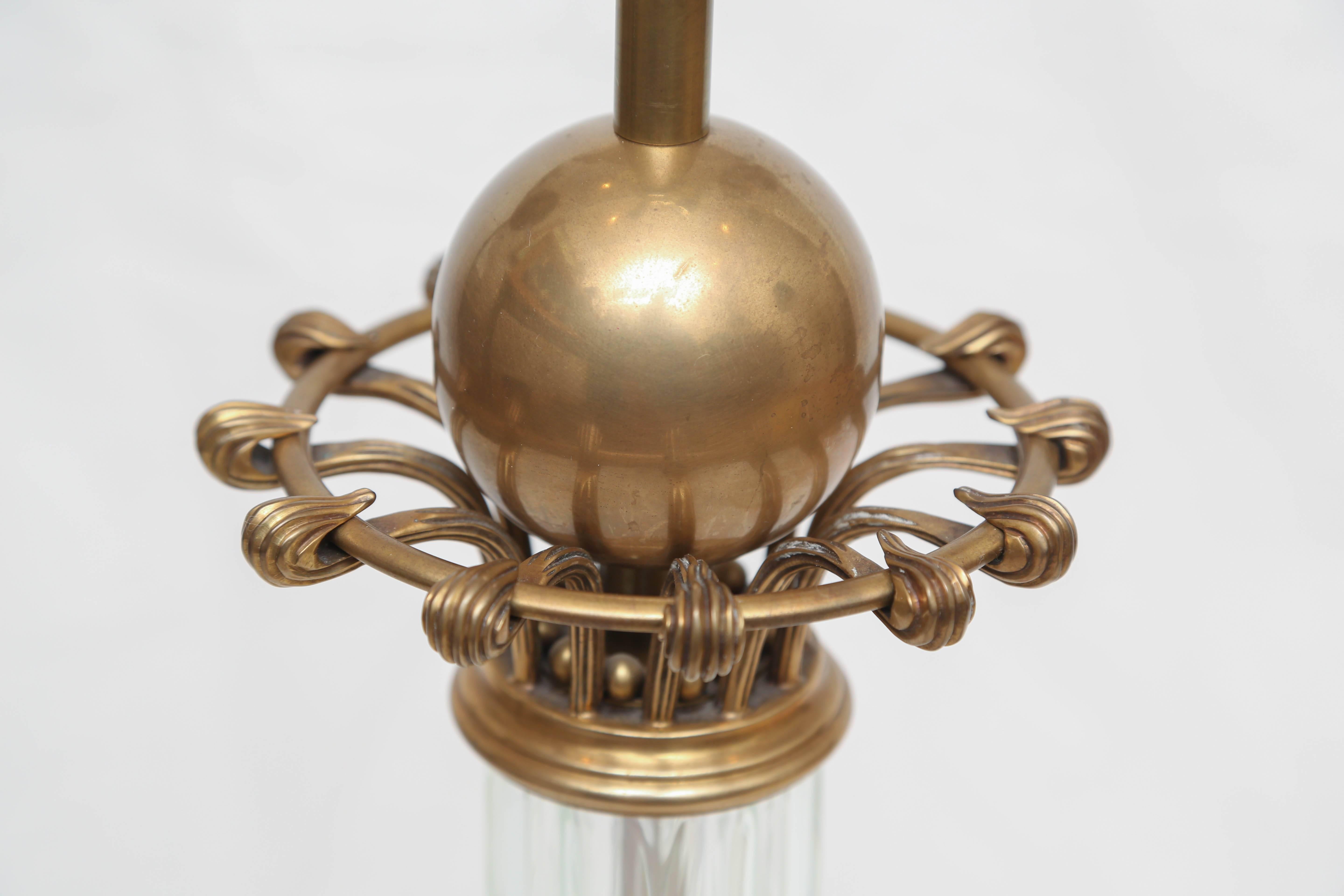 American Vintage Chapman Neoclassical Table Lamp For Sale