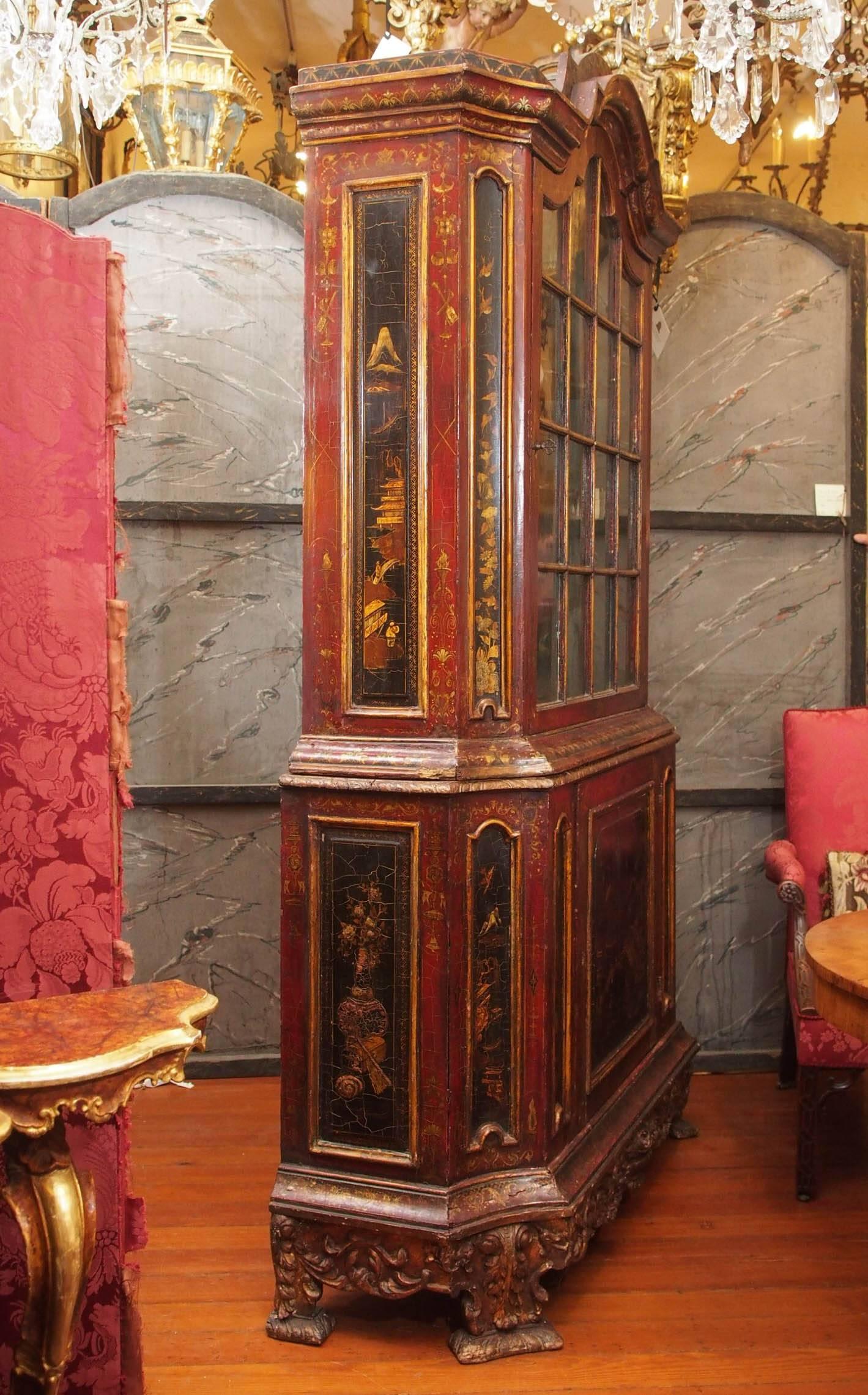 18th Century Italian Chinoiserie Cabinet with Two Doors For Sale 2