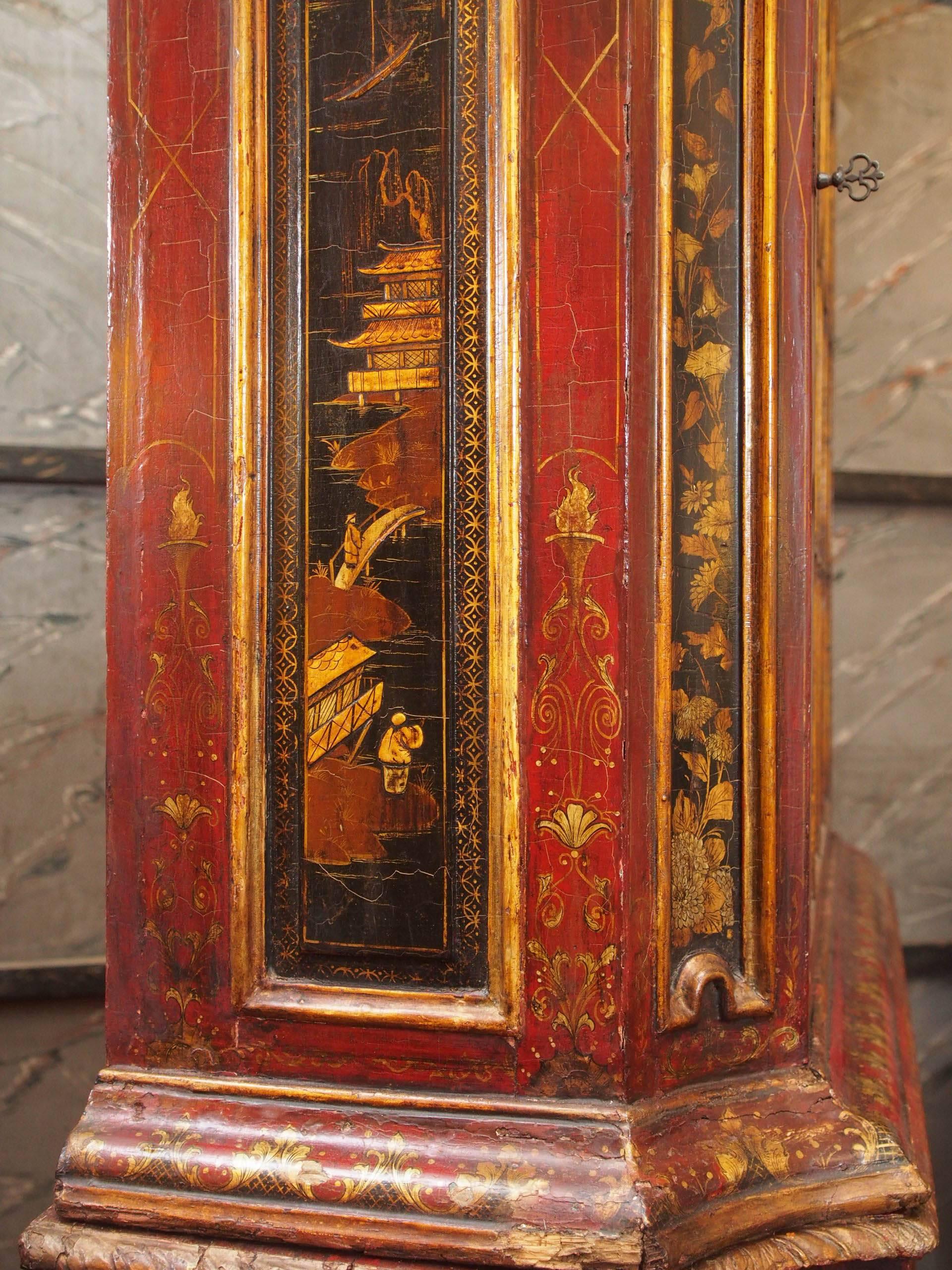 18th Century Italian Chinoiserie Cabinet with Two Doors For Sale 3