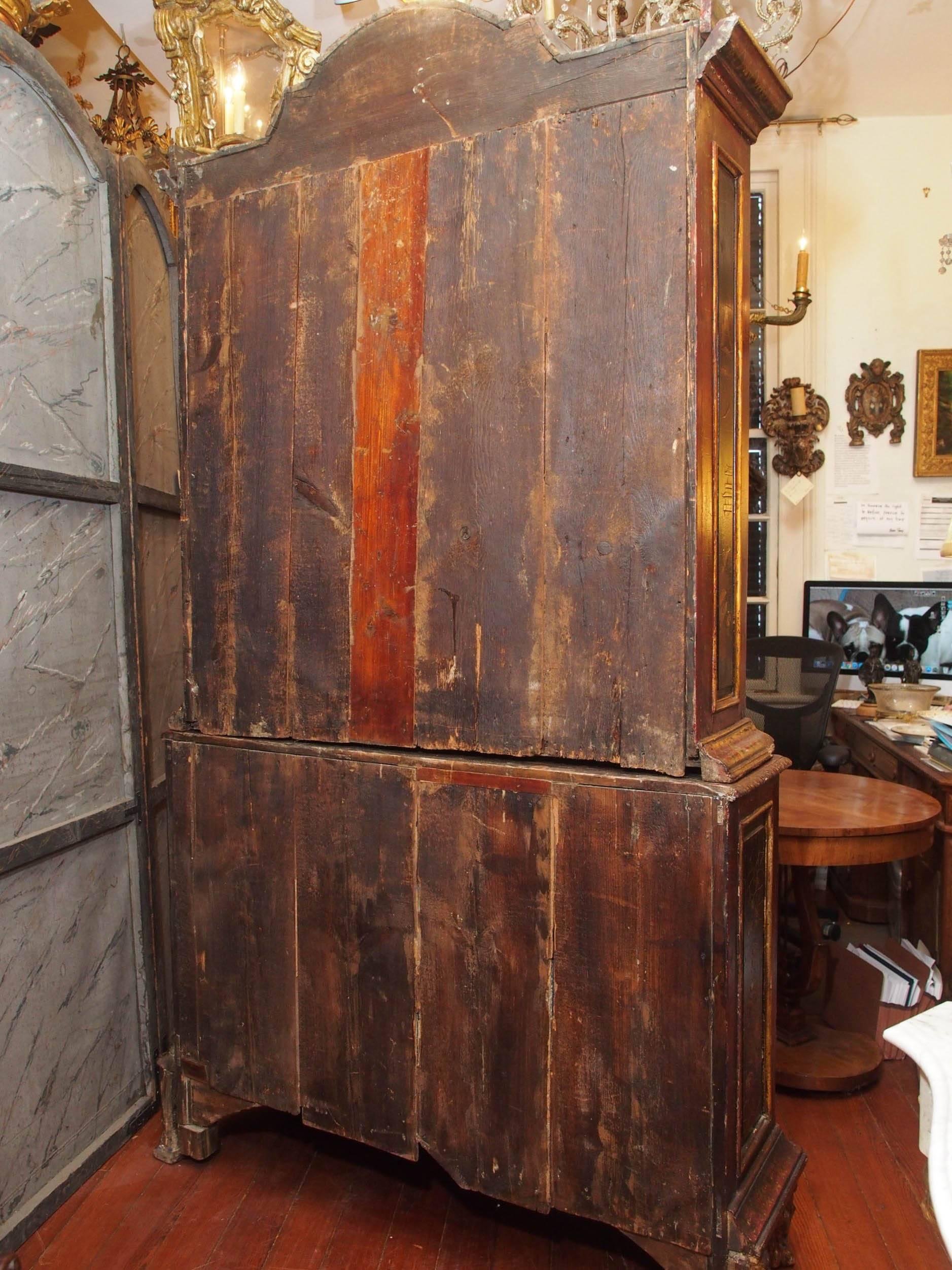 18th Century Italian Chinoiserie Cabinet with Two Doors For Sale 4