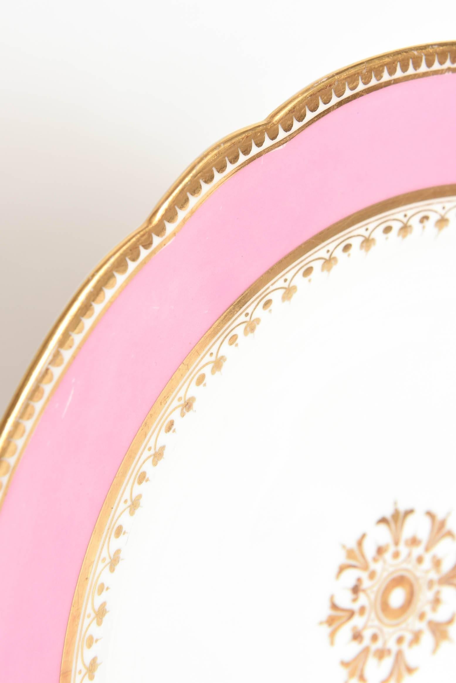 12 Antique Pink and Gold Dessert Plates, Gilt Centre Medallion In Good Condition In West Palm Beach, FL