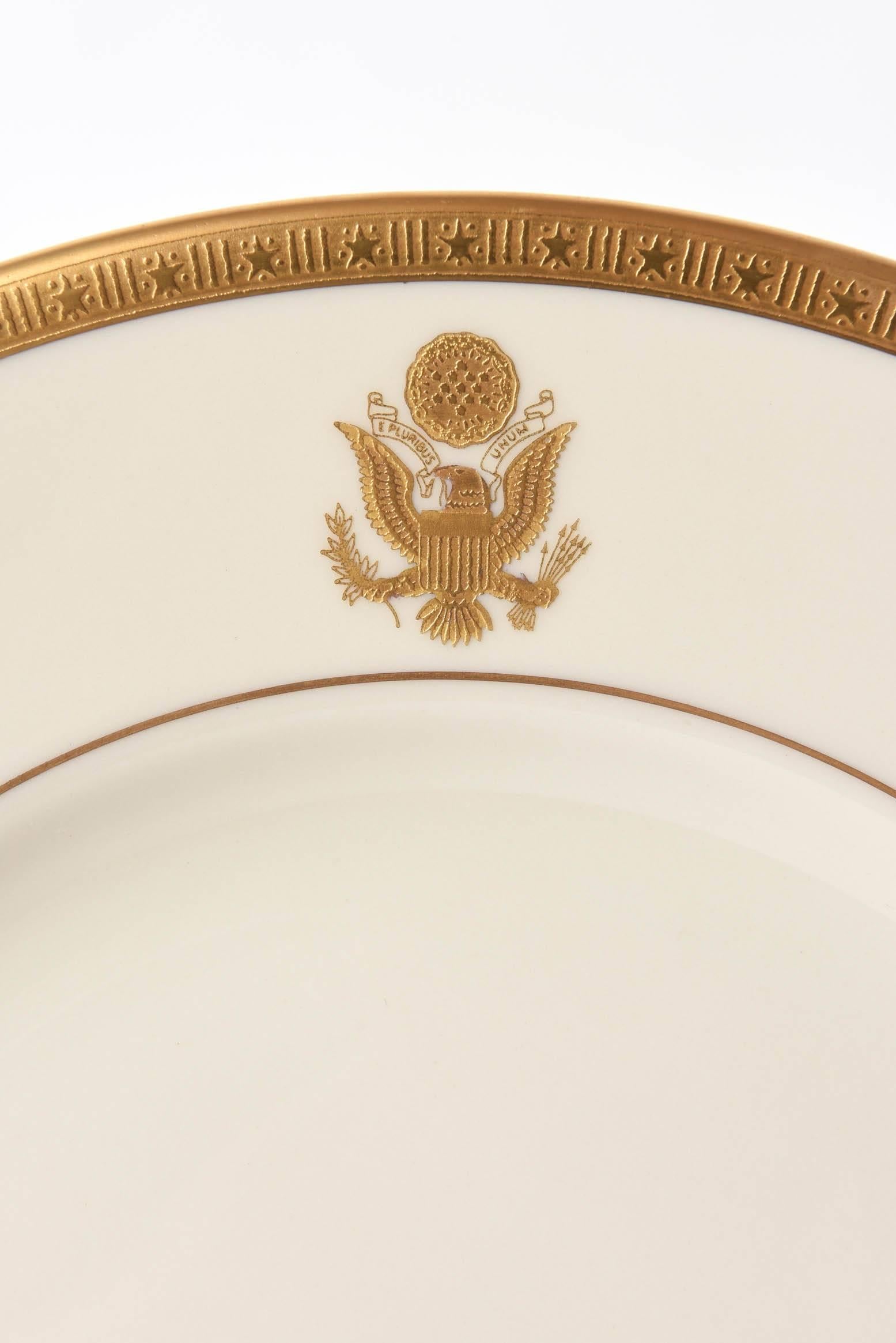 From one of America's premier china manufacturers this plate was re-ordered from the Syracuse China Co, NY during many presidencies including Harding, Coolidge and Hoover. This design took its inspiration from the original Lenox medallion of 1918