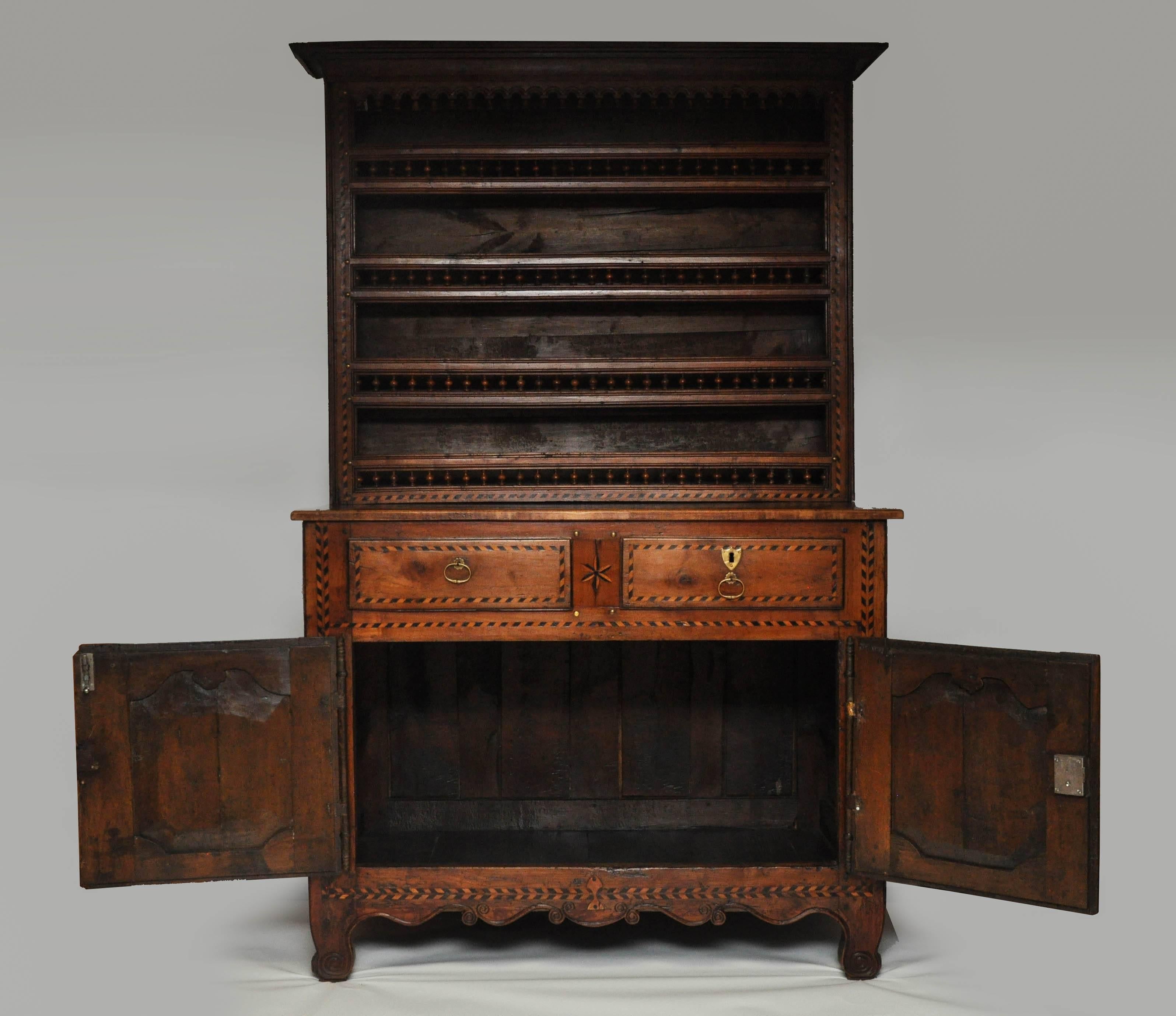 18th Century French Walnut Vaisselier For Sale