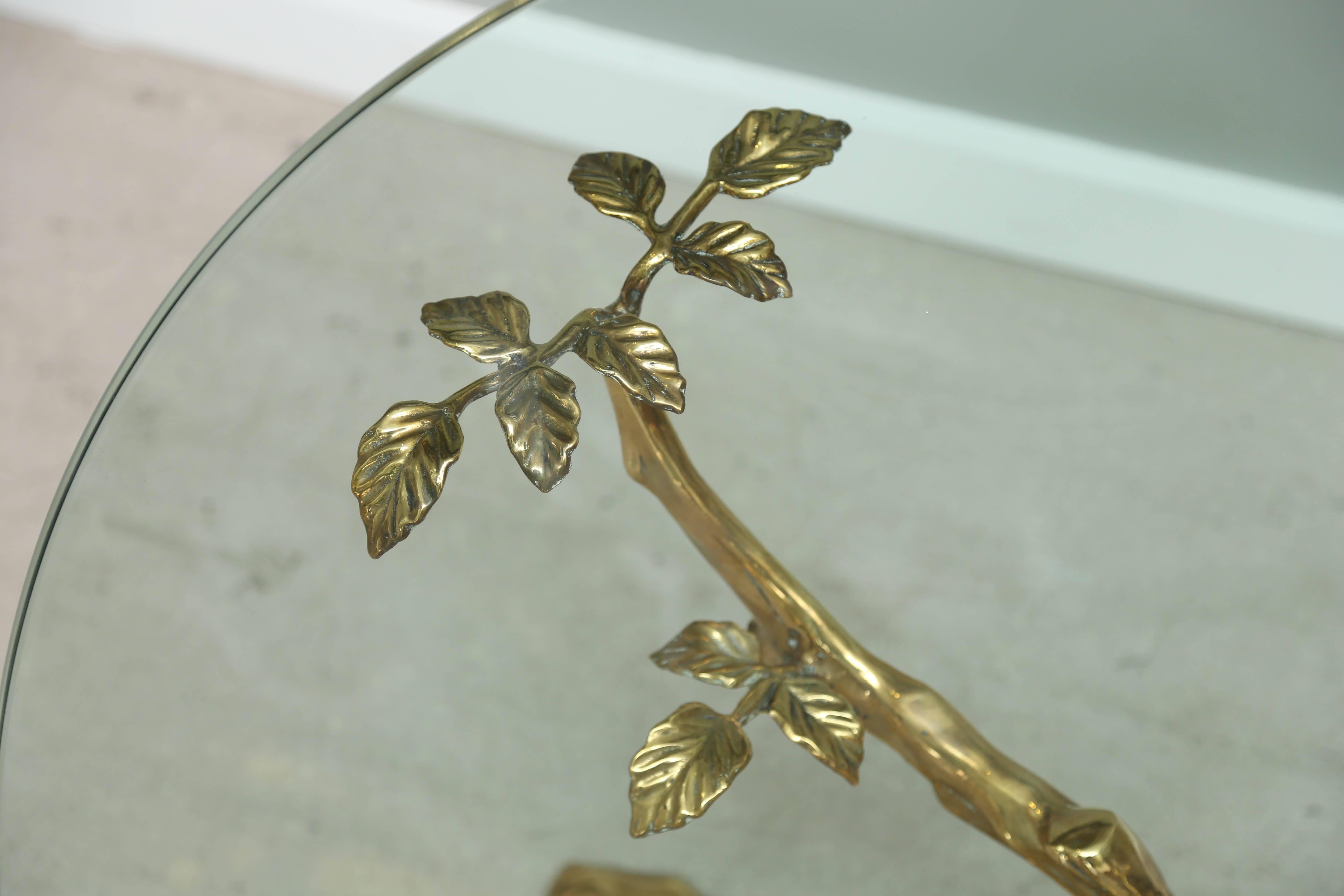 Unknown Vintage Polished Bronze Sculptural Side Table with Birds For Sale