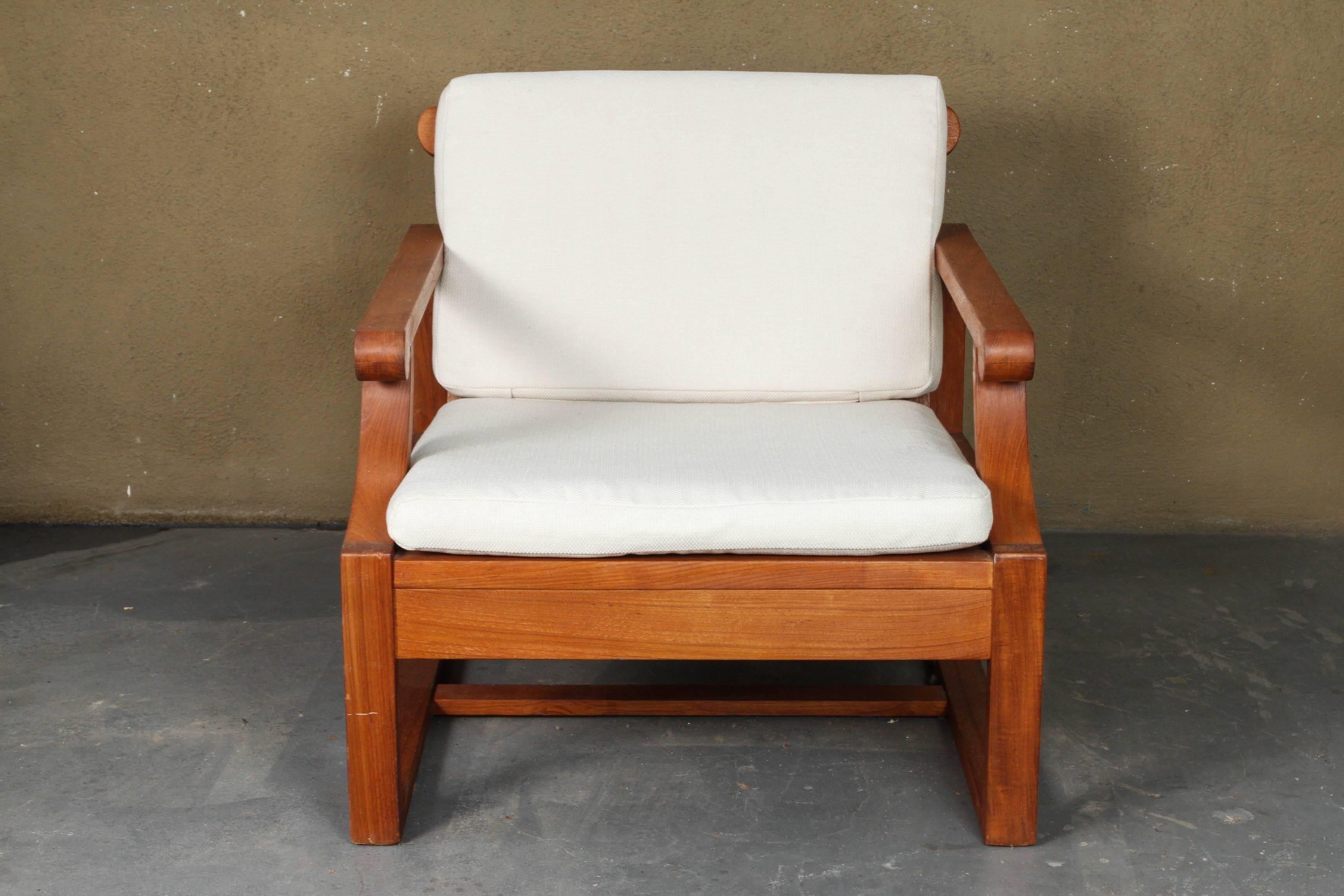 Mid-Century Modern Kipp Stewart Caramel by the Sea Lounge Chairs For Sale