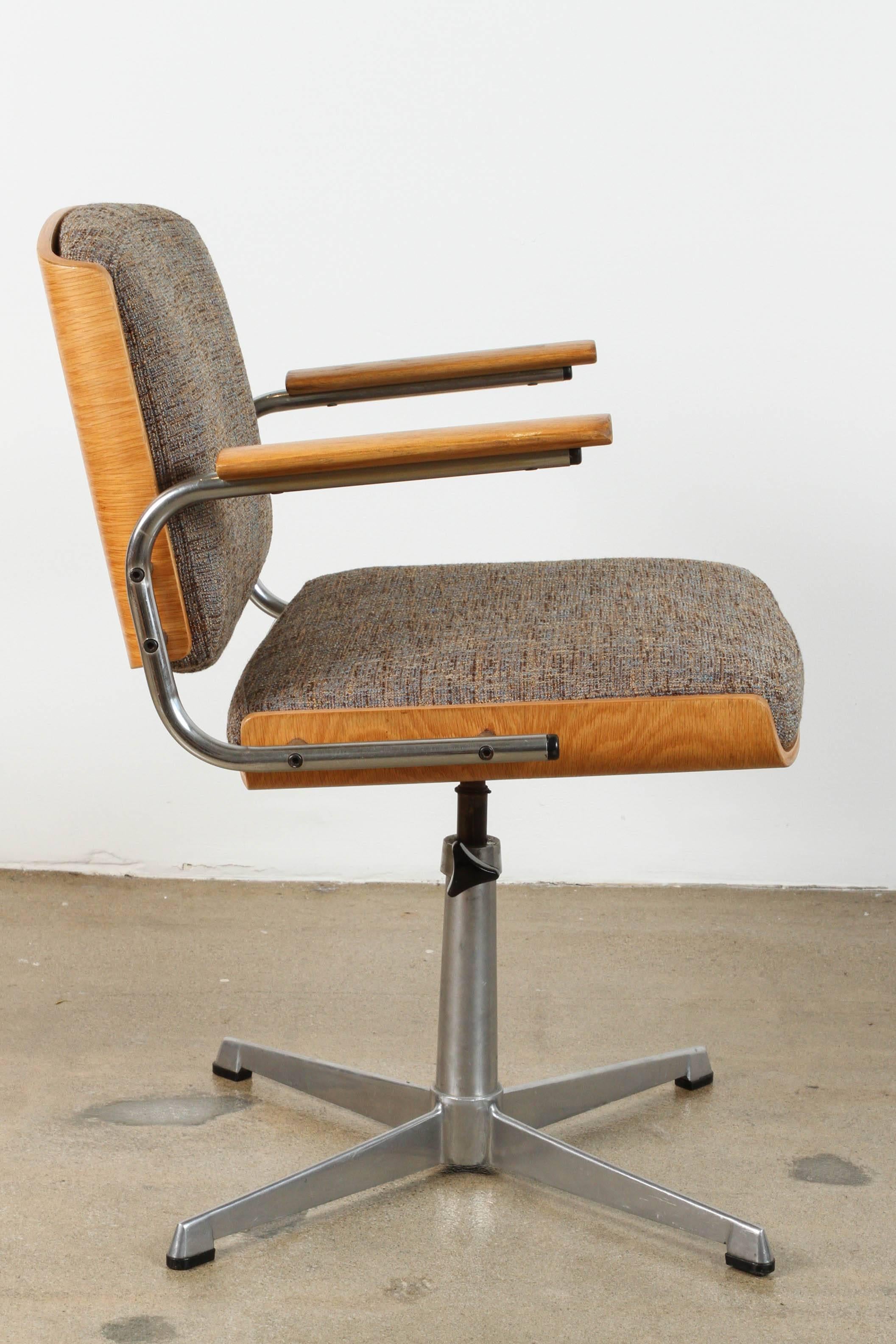 Mid-Century Modern Six Danish Midcentury Swivel Chairs For Sale
