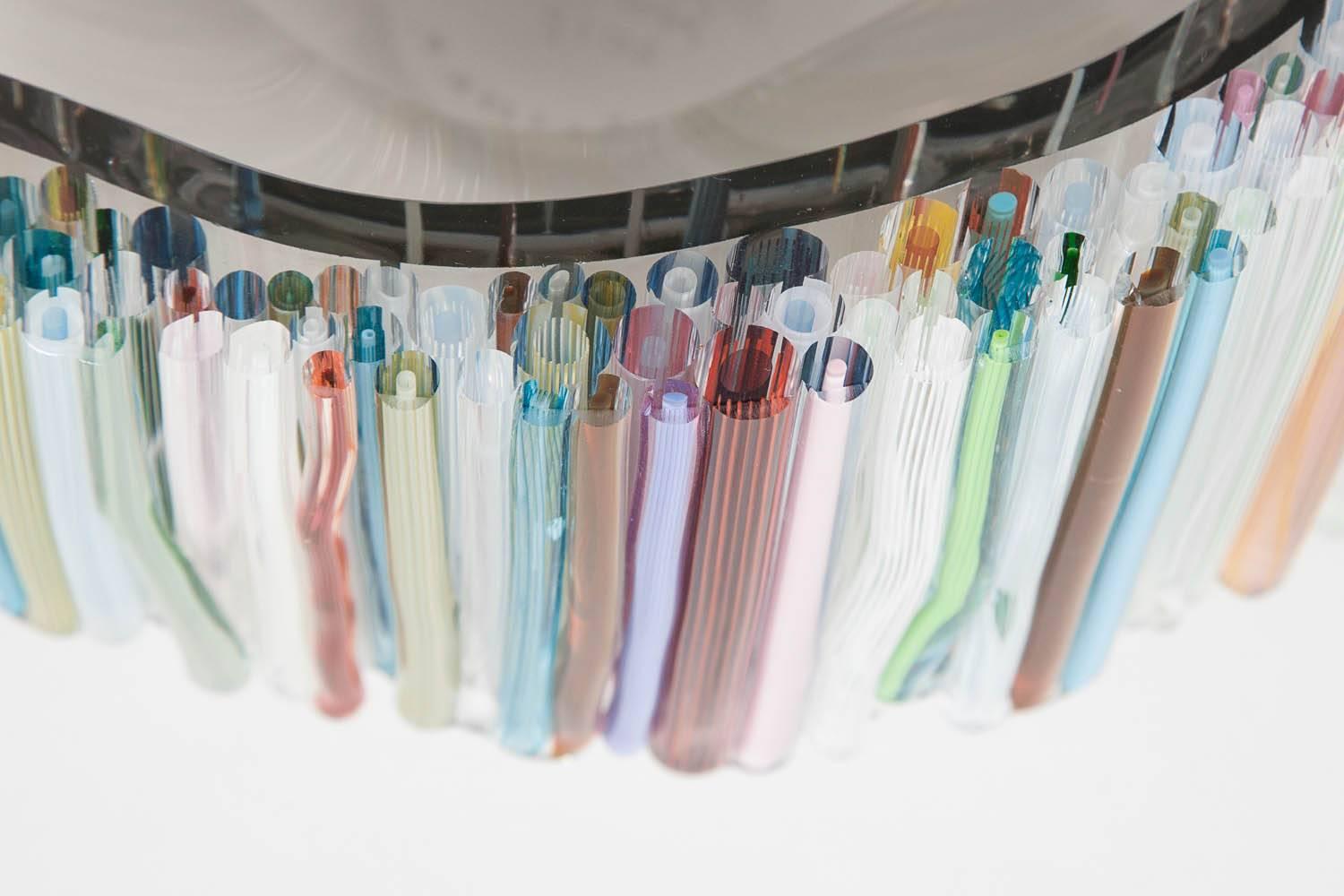 Dutch Thread Turmaline, a unique mixed colour glass centrepiece by Sabine Lintzen