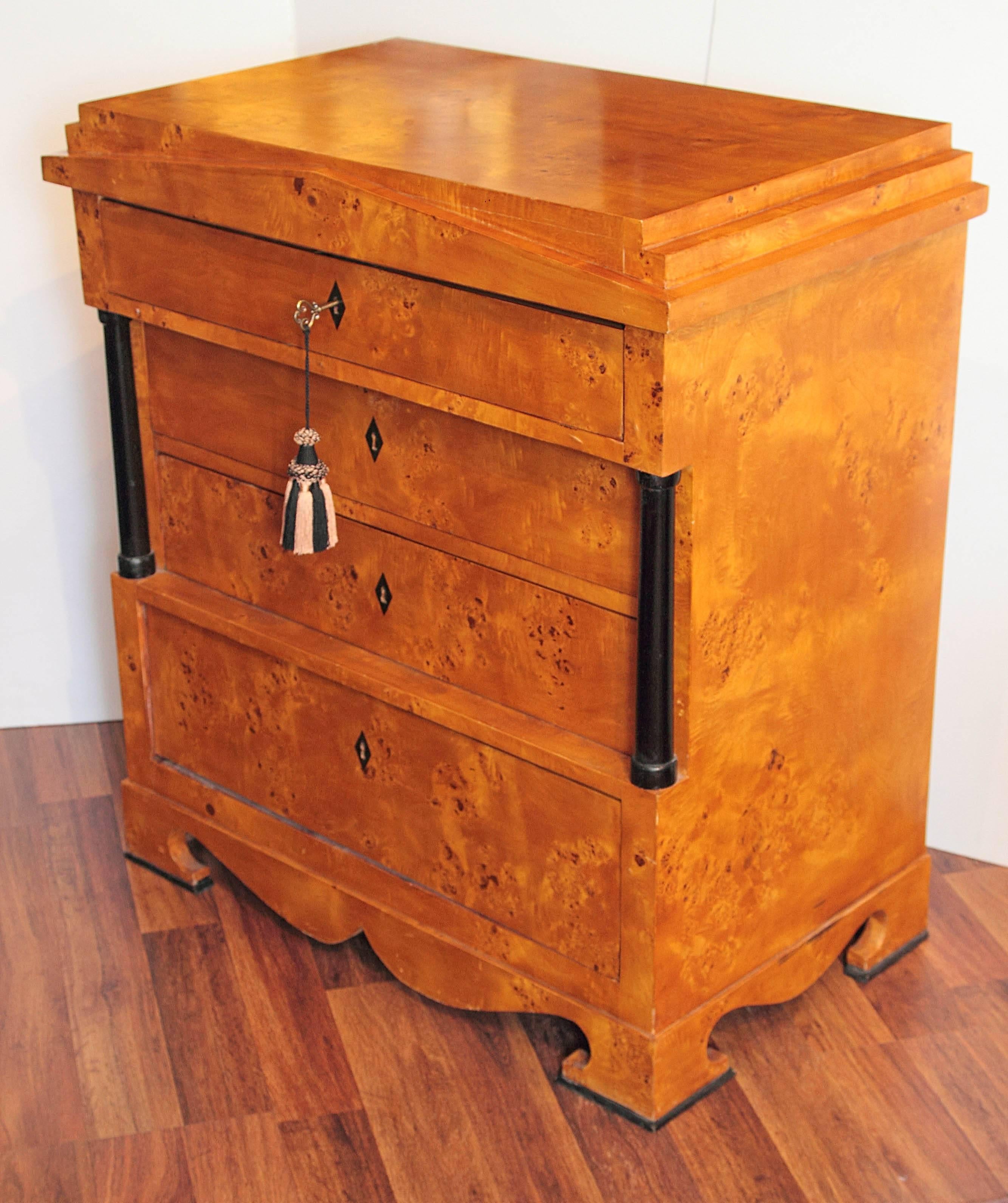 biedermeier chest of drawers