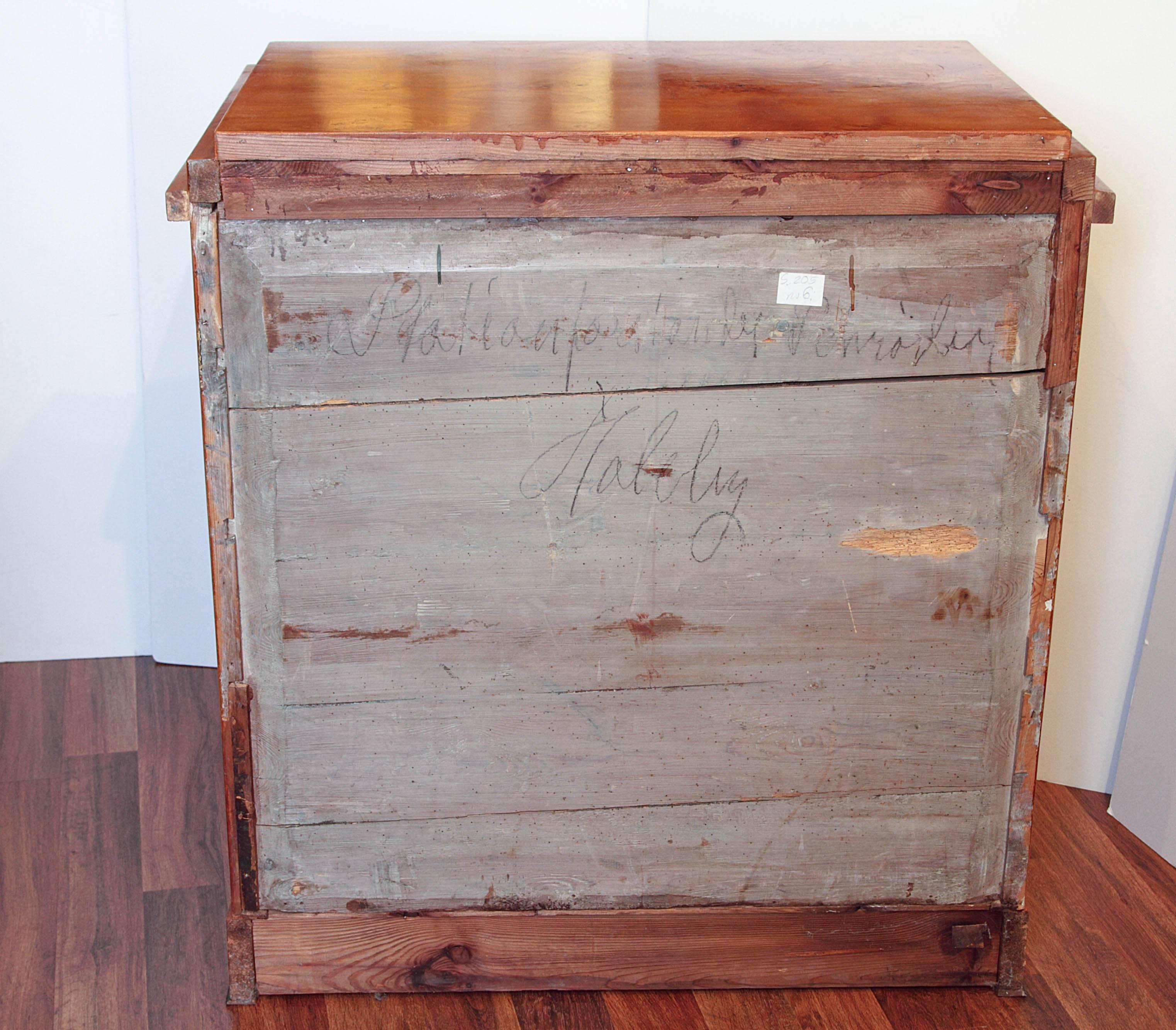 19th Century Biedermeier Chest of Drawers In Excellent Condition In Dallas, TX