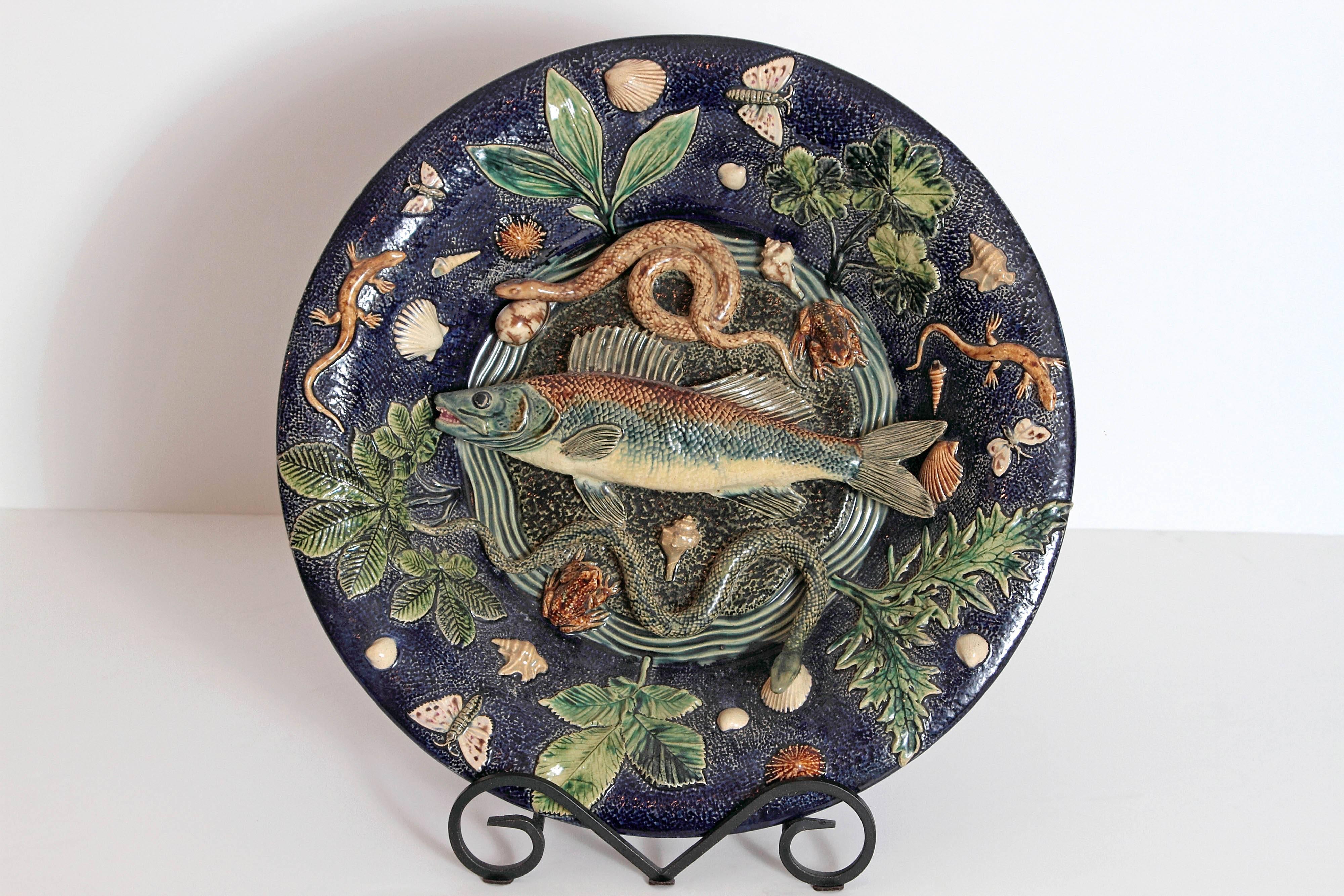 Late 19th Century Large Palissy Charger by Victor Barbizet, circa 1875
