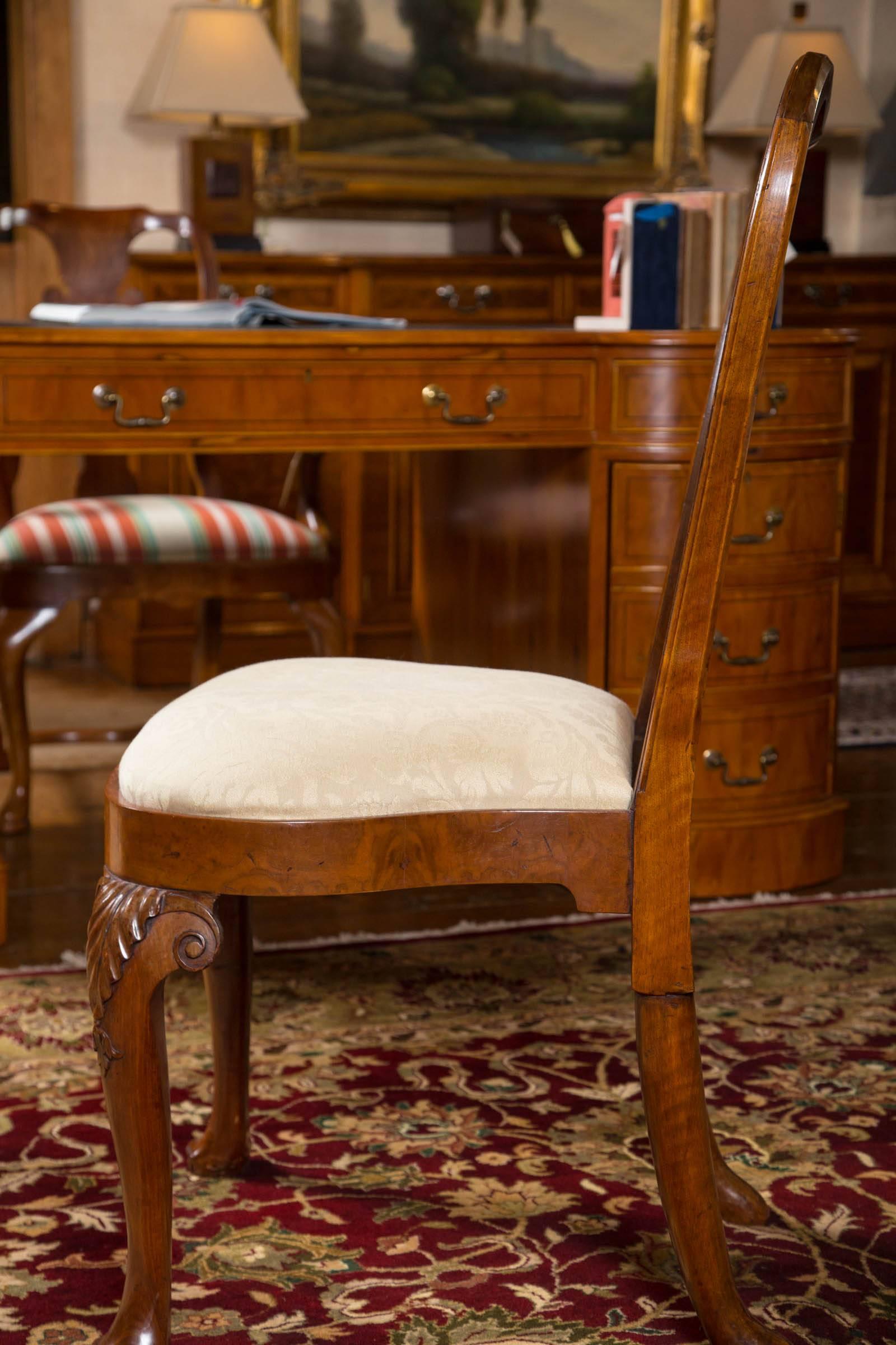 Veneer Rare Set of Six George II Figured Walnut Dining Chairs