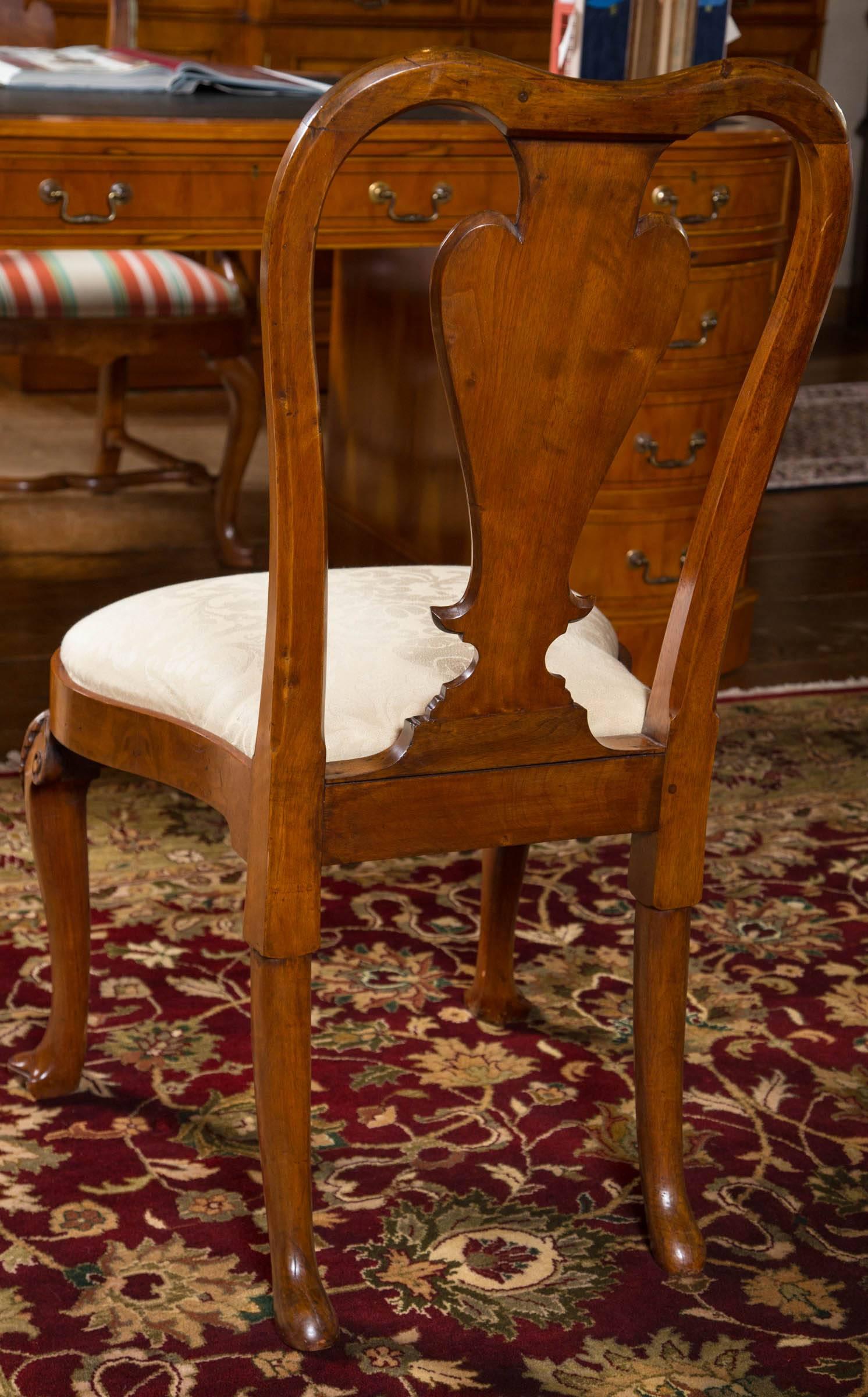 18th Century and Earlier Rare Set of Six George II Figured Walnut Dining Chairs