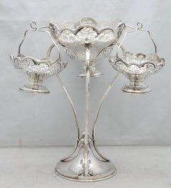Magnifique épergne/ centre de table en argent sterling de style édouardien George V