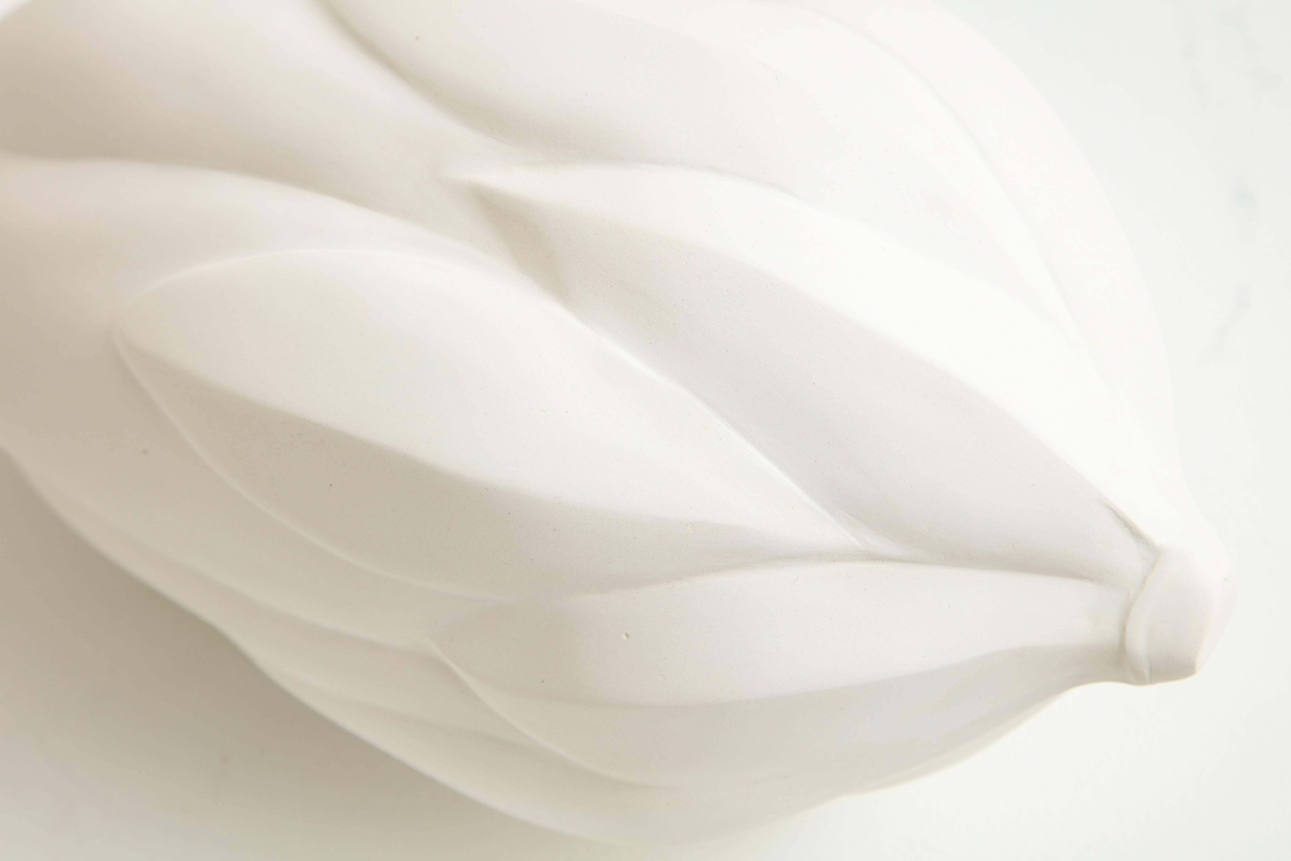 Large Porcelain Bud in White by Anat Shiftan, 2017 In Excellent Condition In New York, NY