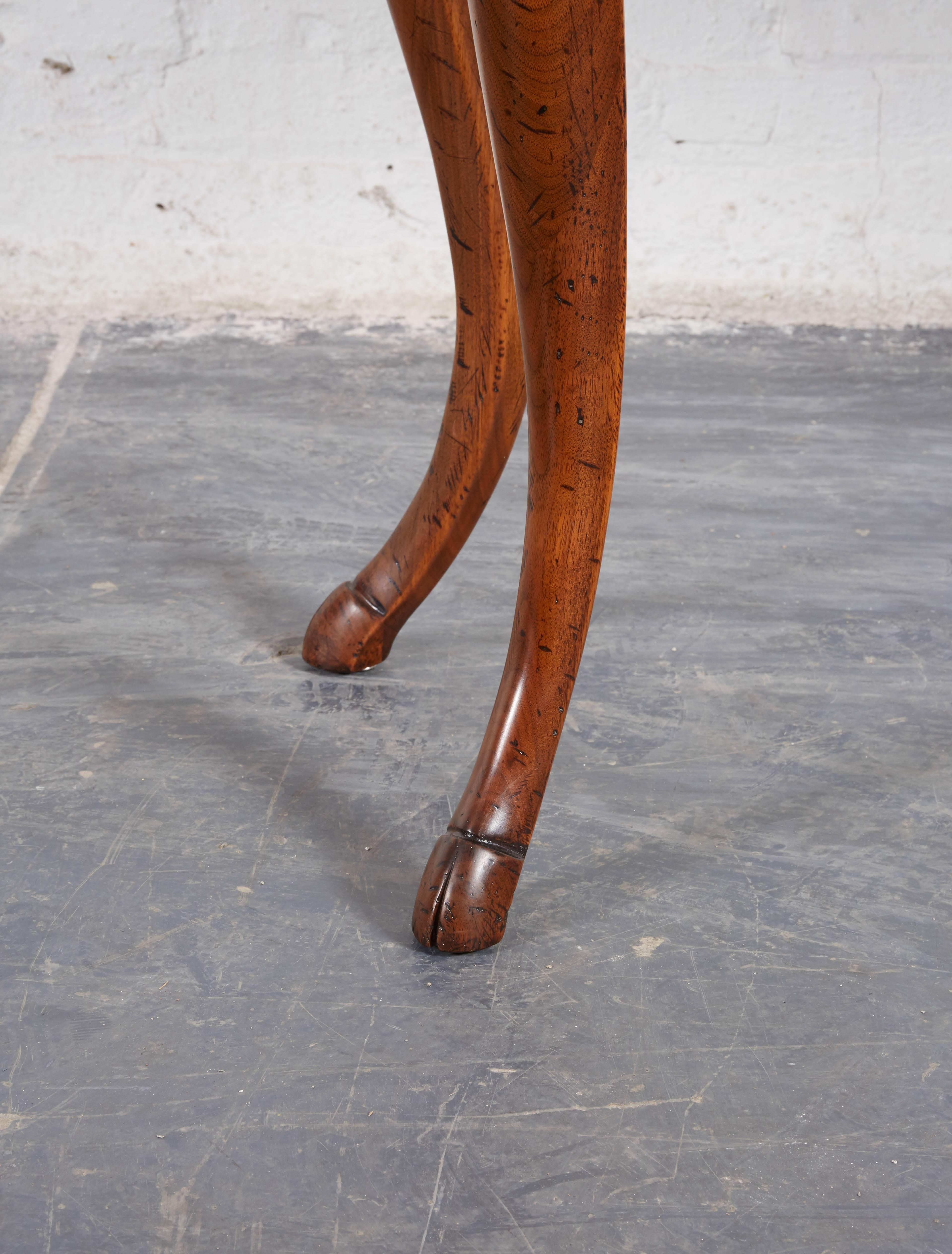 Fine Pair of Mid-19th Century Walnut Console Tables 3