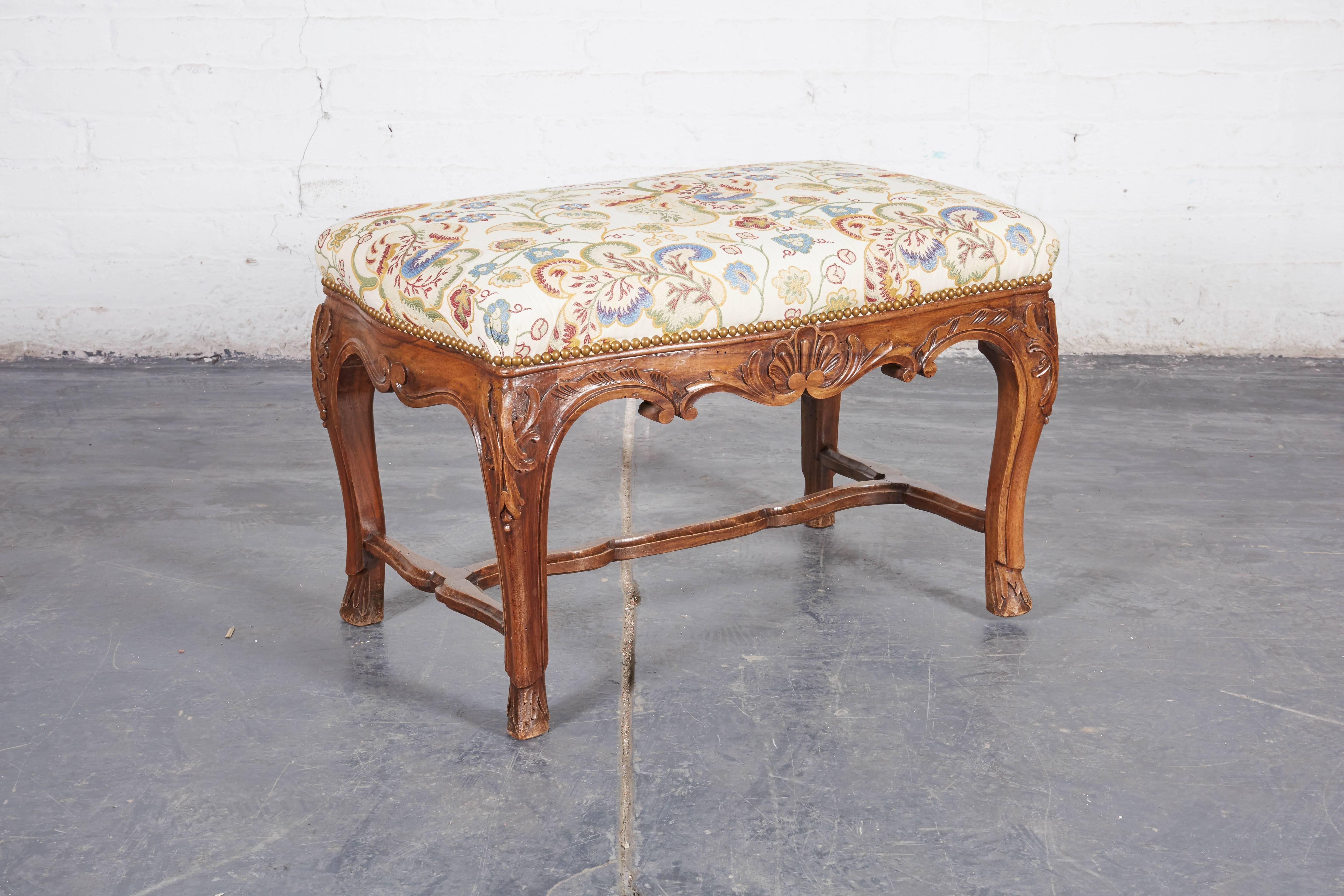 Pair of 19th Century Louis XV Style Walnut Benches In Excellent Condition In New York, NY