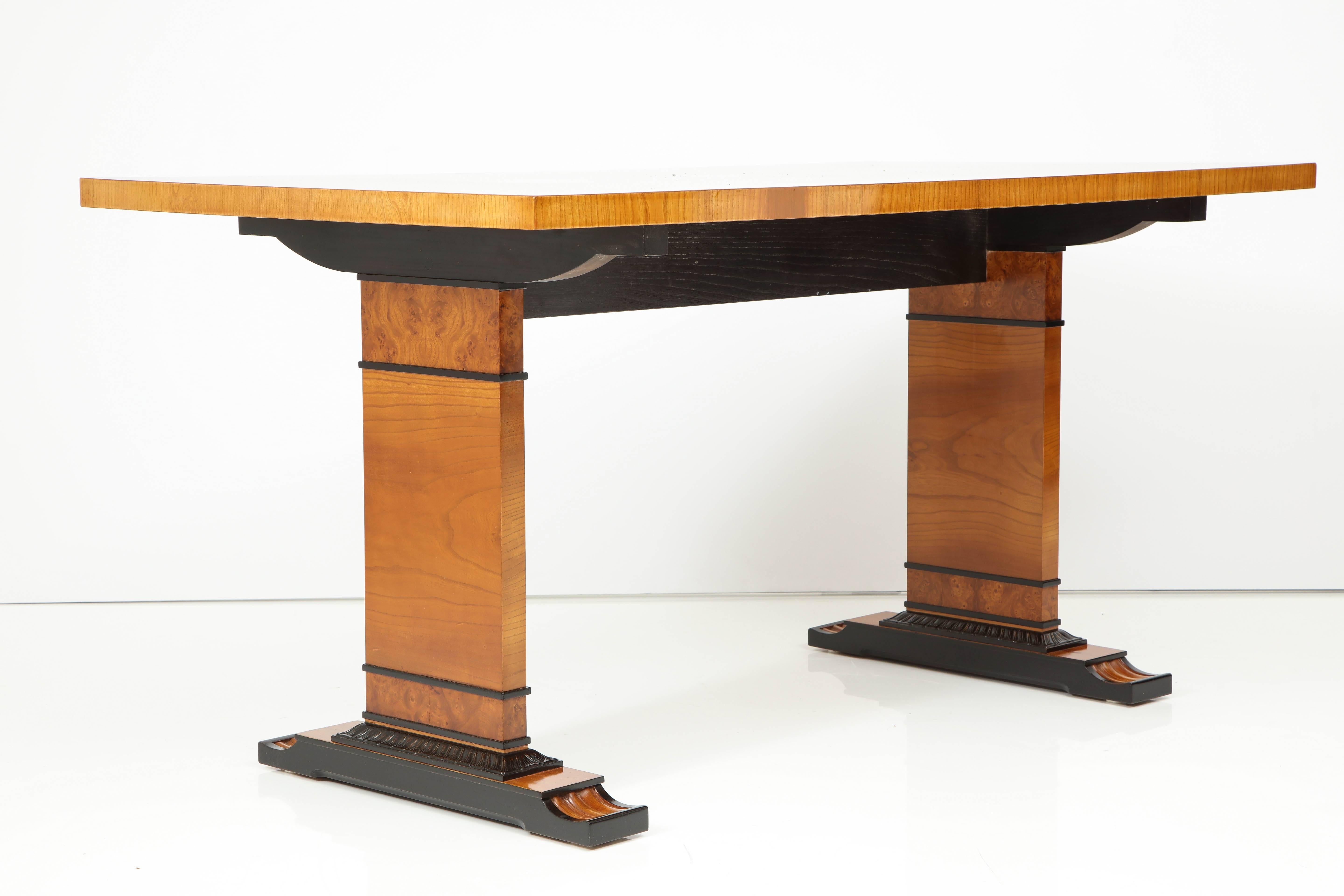 Scandinavian Modern Swedish Grace Elm, Burl Elm and Ebonized Table by Erik Chambert, circa 1930-1940